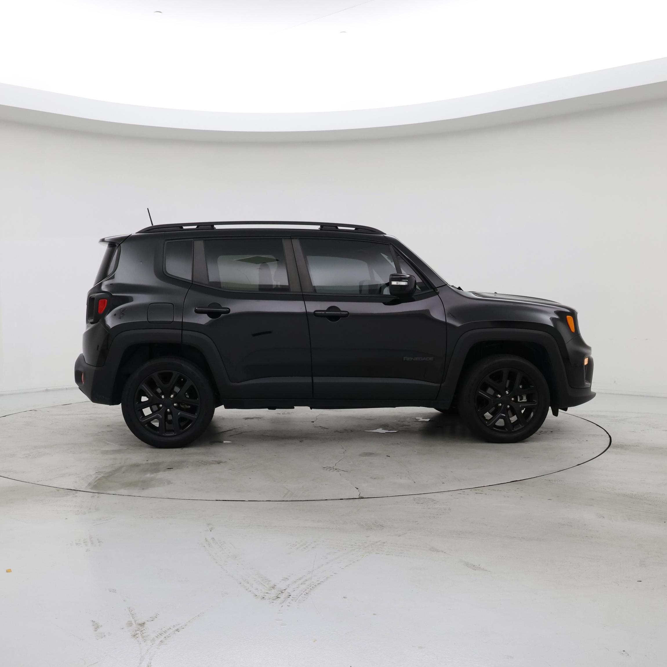 Thumbnail: 2022 Jeep Renegade - 7