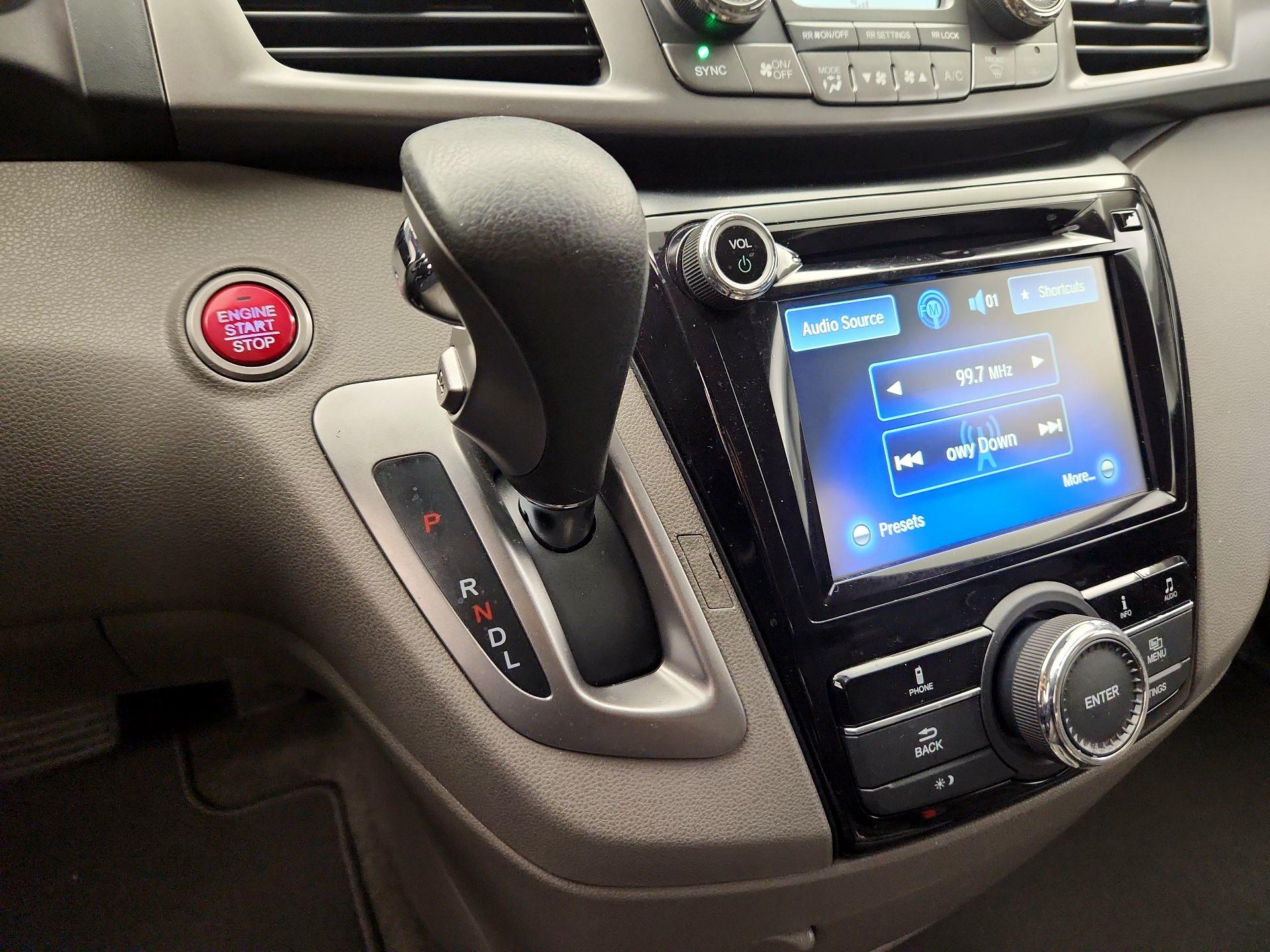 Thumbnail: 2017 Honda Odyssey - 17