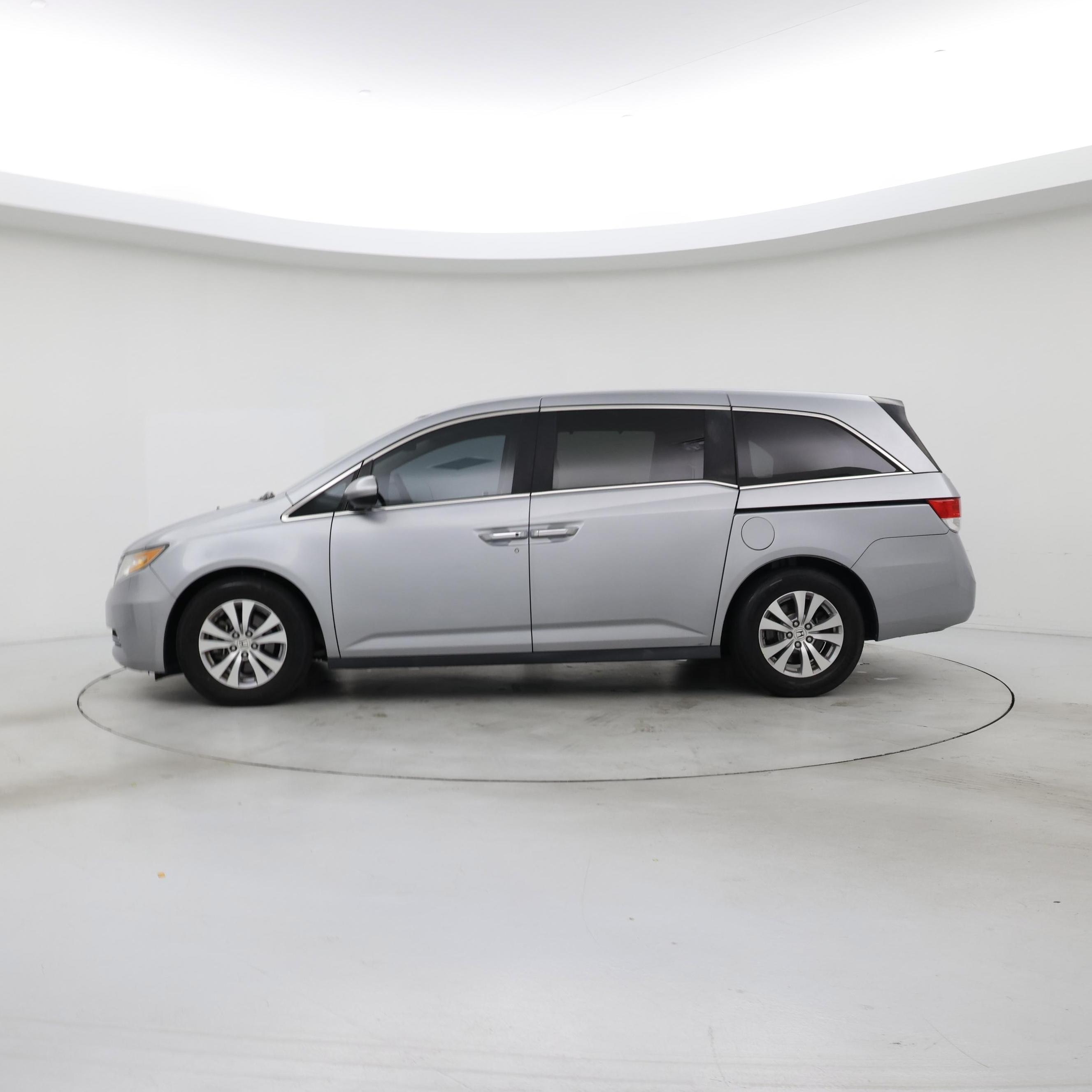 Thumbnail: 2017 Honda Odyssey - 3