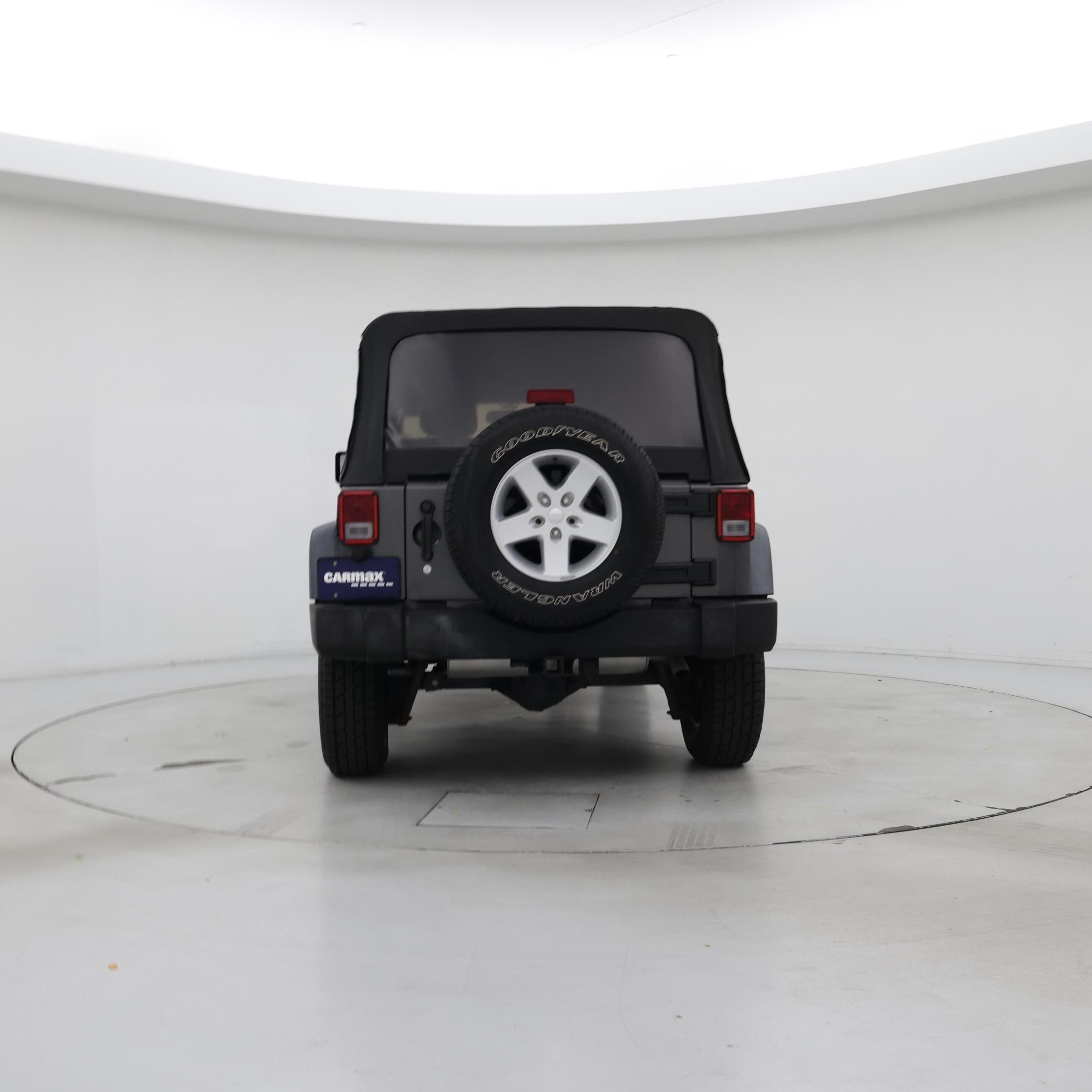 Thumbnail: 2016 Jeep Wrangler - 6