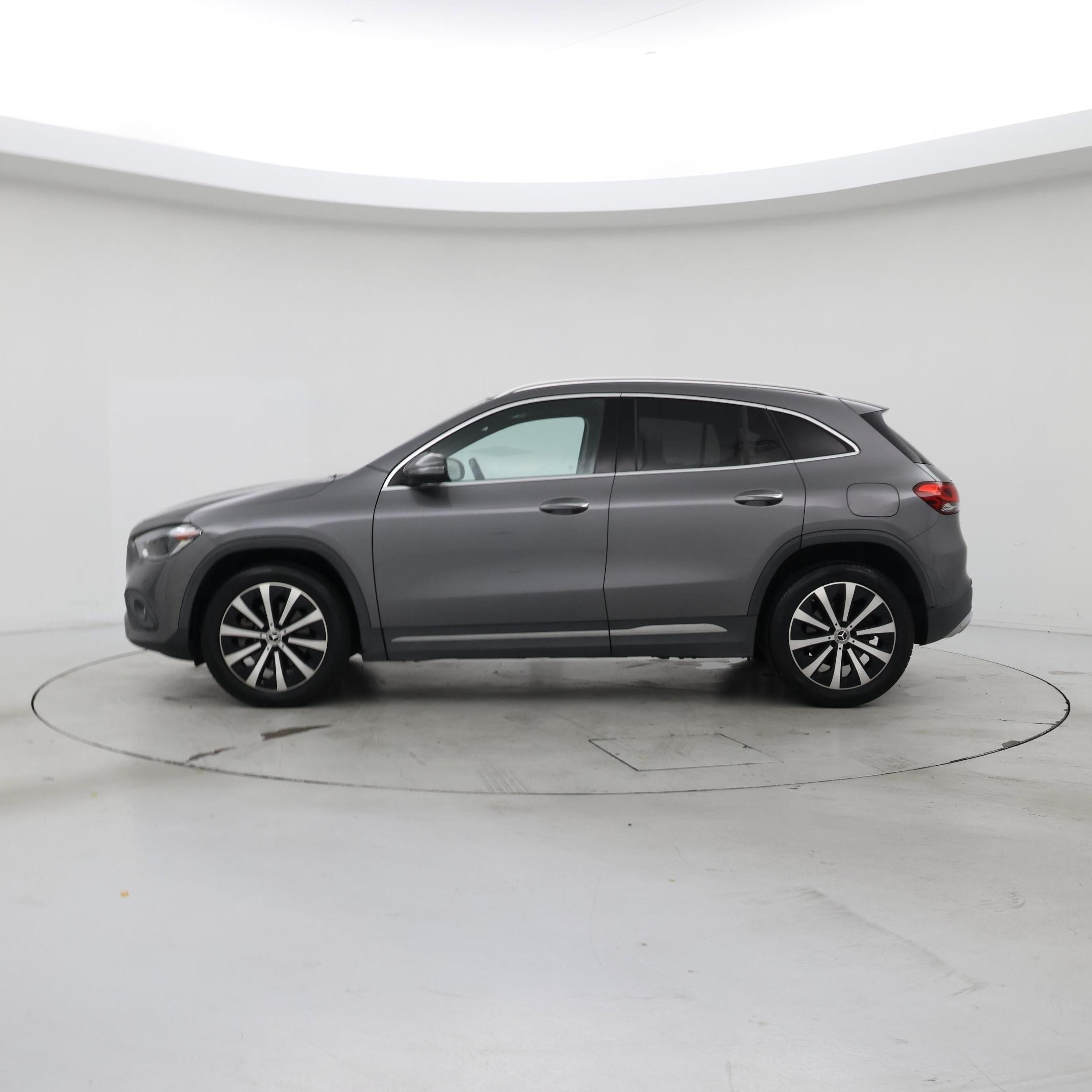 Thumbnail: 2021 Mercedes-Benz GLA - 3