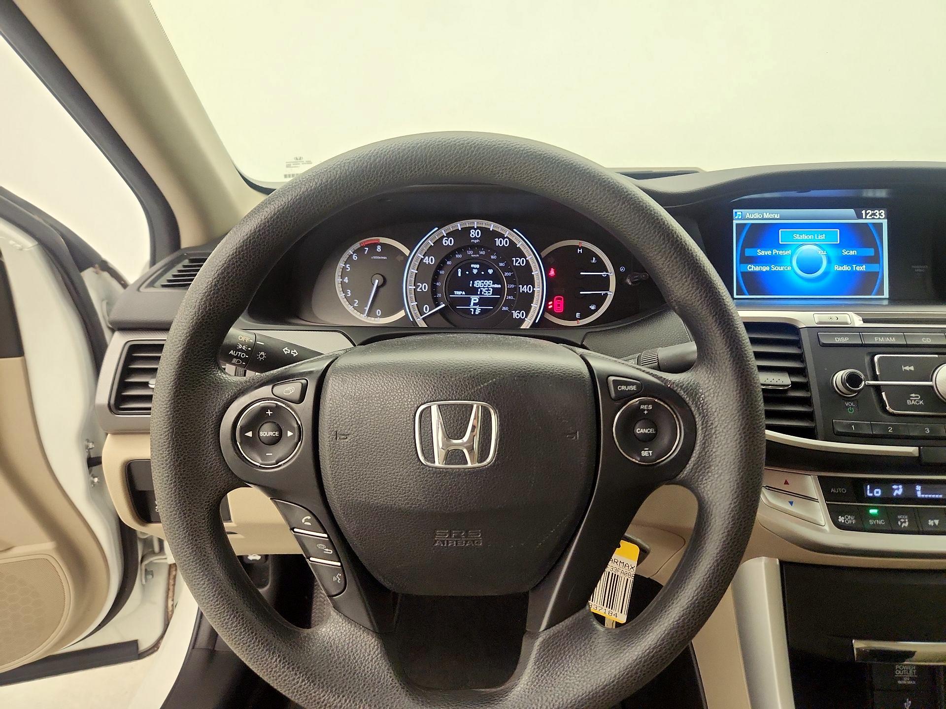 Thumbnail: 2015 Honda Accord - 10