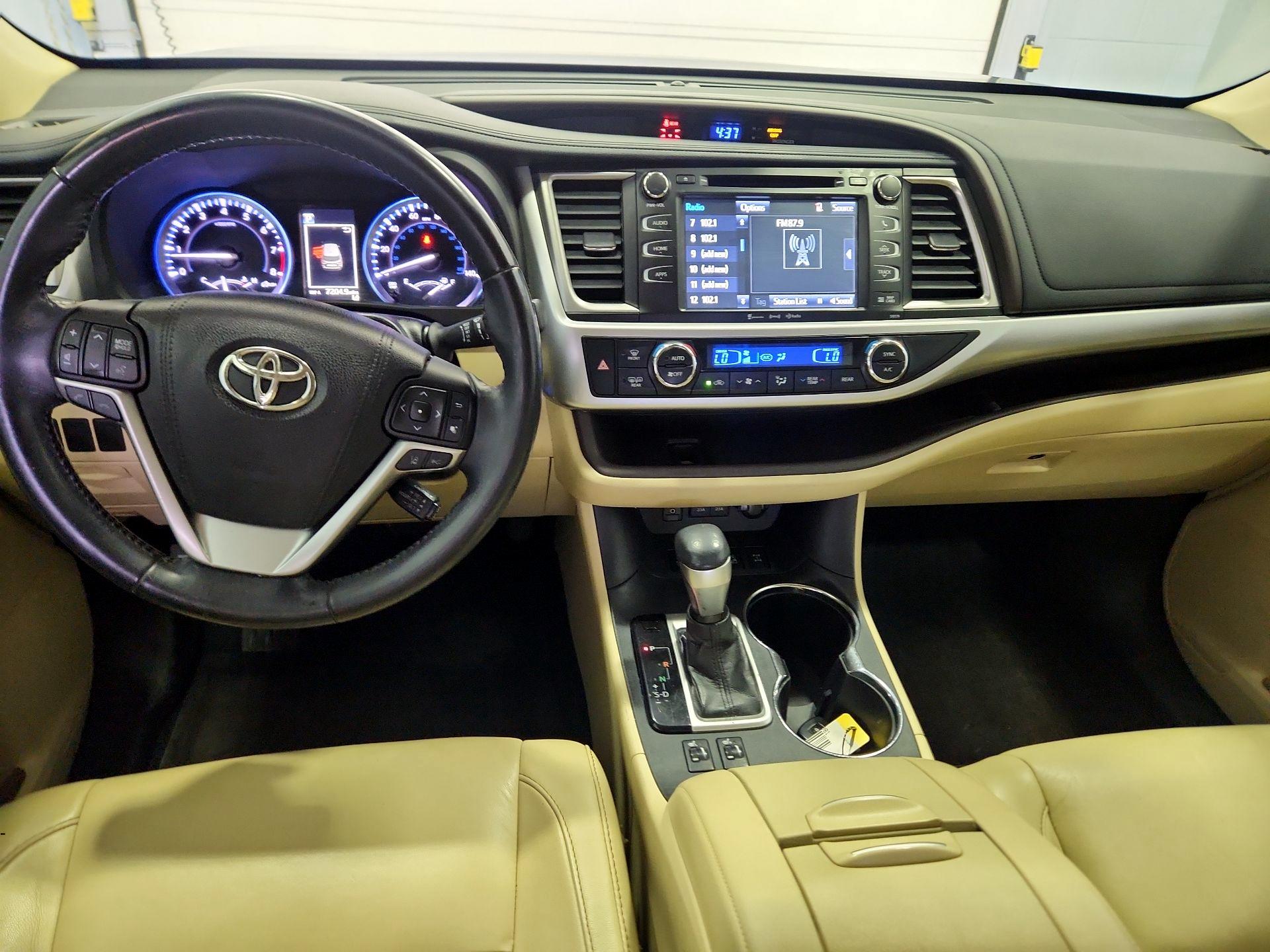 Thumbnail: 2017 Toyota Highlander - 9