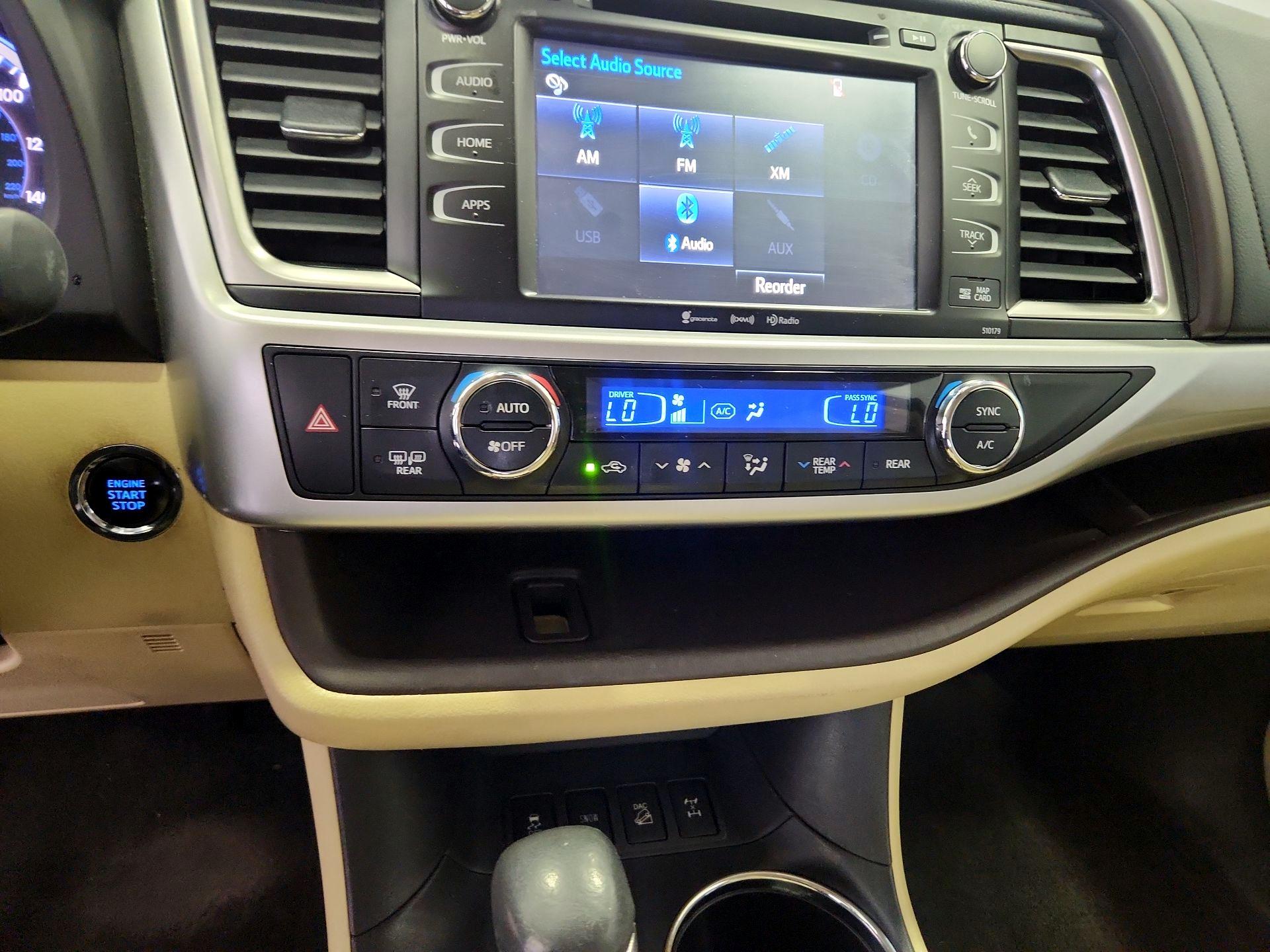 Thumbnail: 2017 Toyota Highlander - 16
