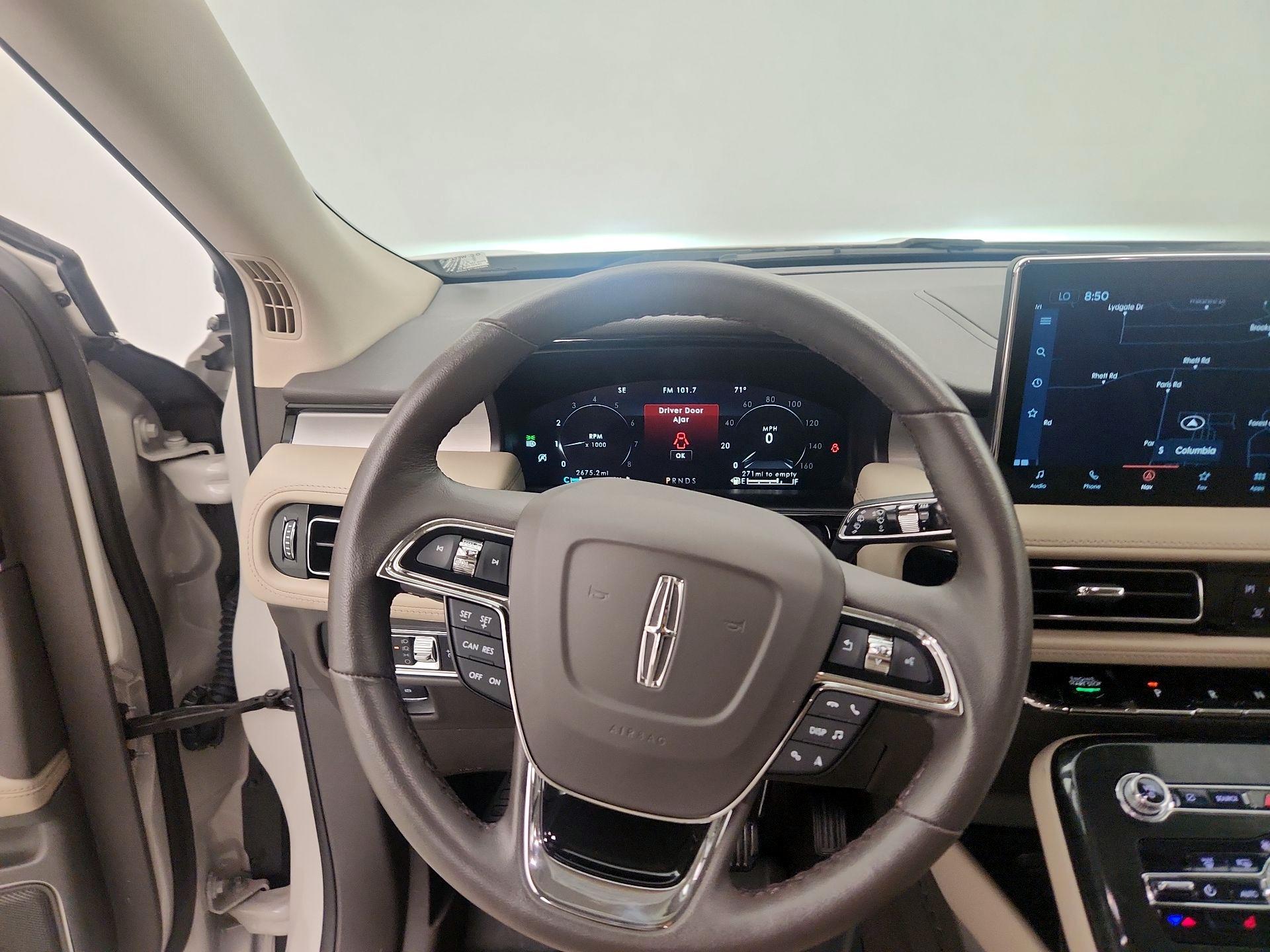 Thumbnail: 2023 Lincoln Nautilus - 10