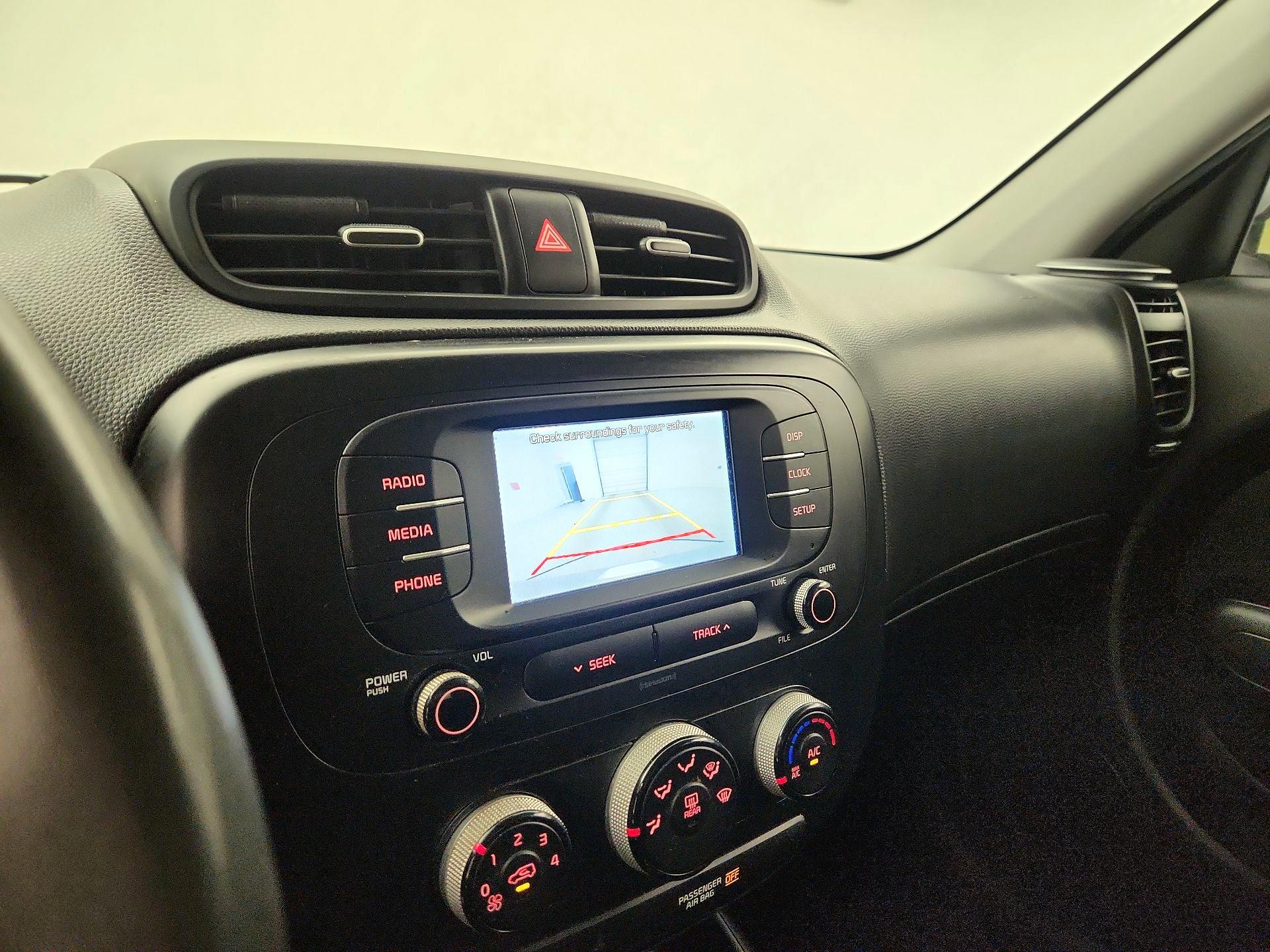 Thumbnail: 2019 Kia Soul - 14