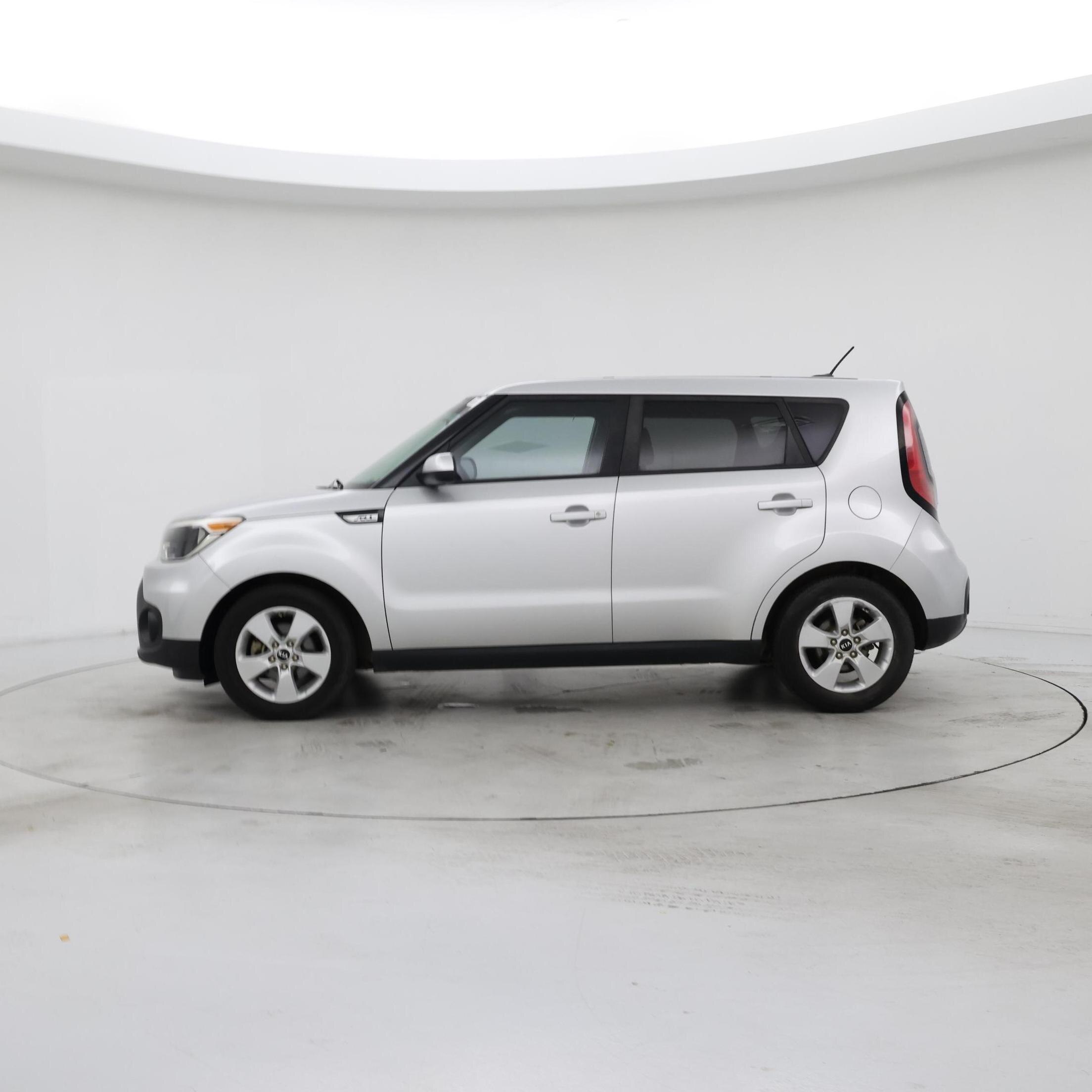 Thumbnail: 2019 Kia Soul - 3