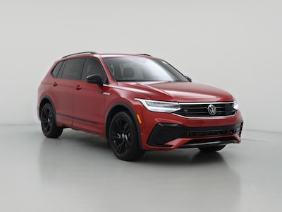 Red 2024 Volkswagen Tiguan SE R-Line Black