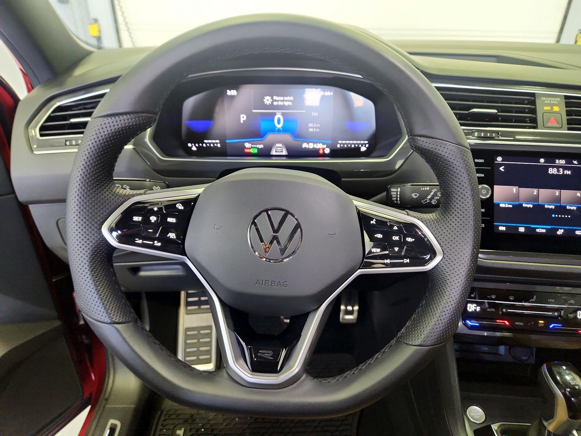 Thumbnail: 2024 Volkswagen Tiguan - 10