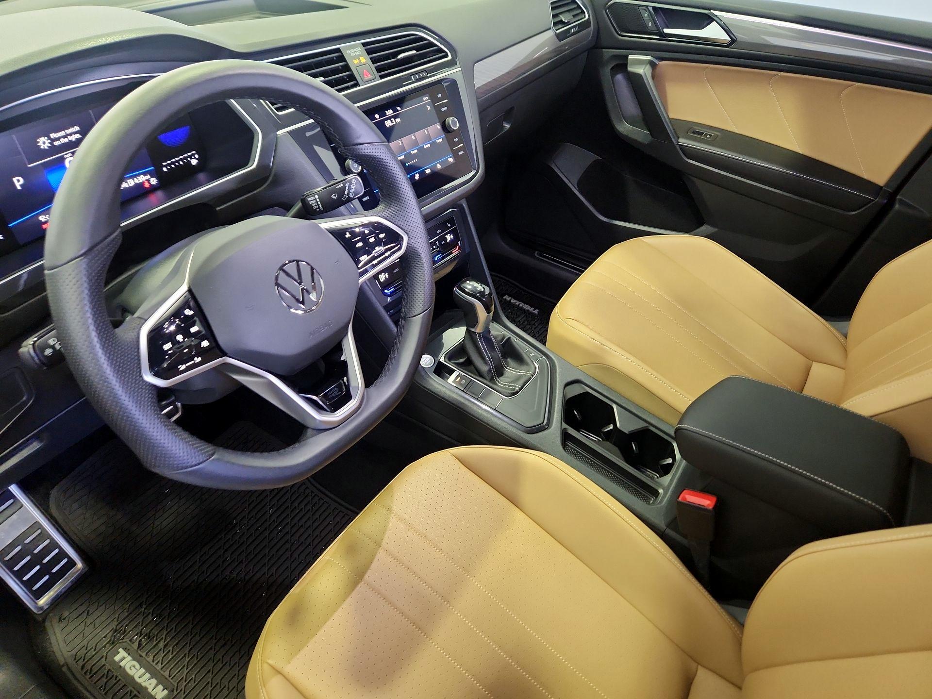 Thumbnail: 2024 Volkswagen Tiguan - 11