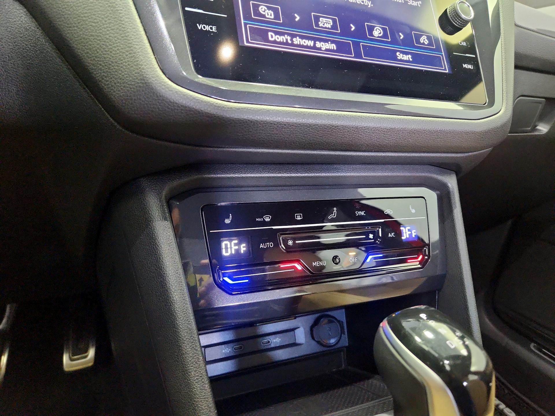 Thumbnail: 2024 Volkswagen Tiguan - 16