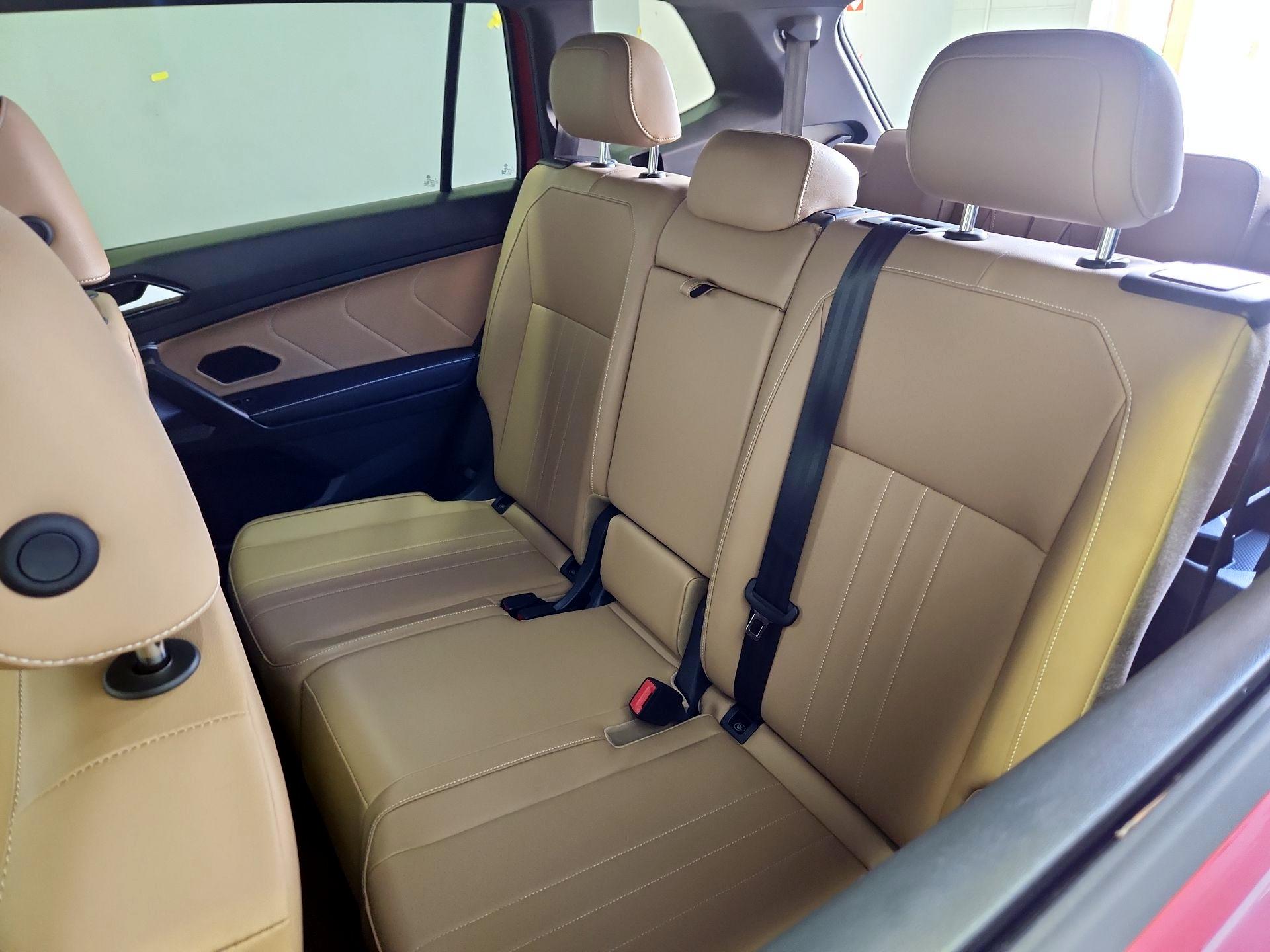 Thumbnail: 2024 Volkswagen Tiguan - 19