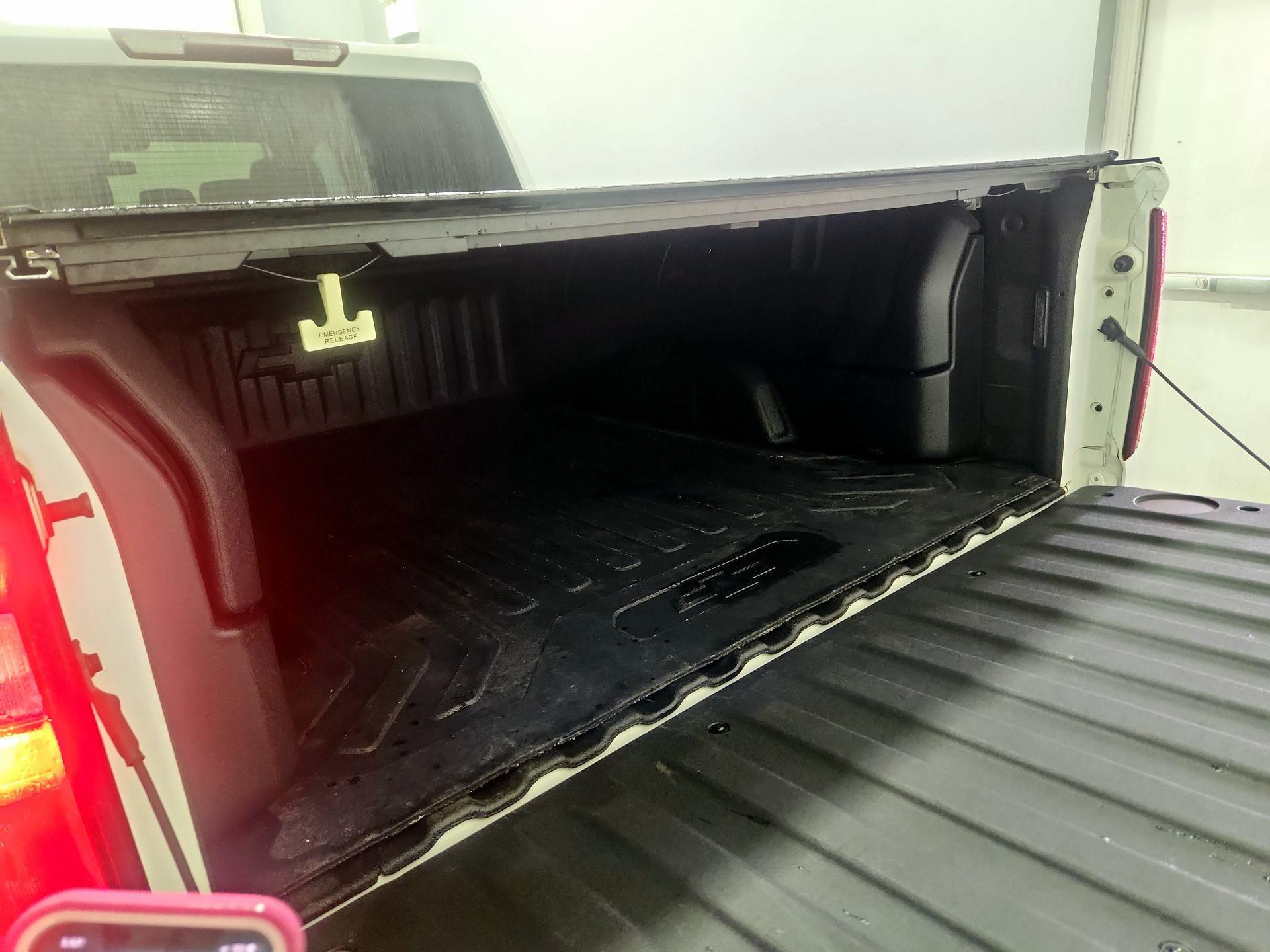 Thumbnail: 2021 Chevrolet Silverado 1500 - 20