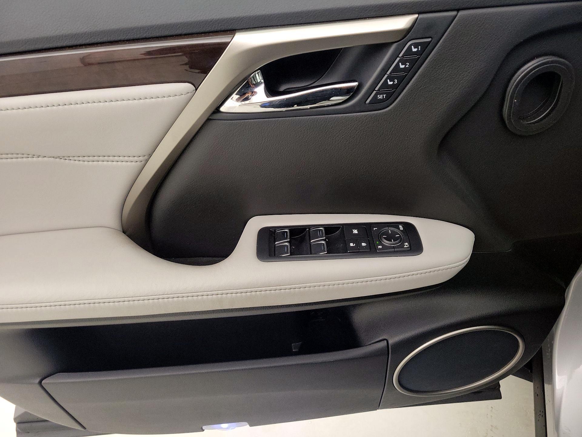 Thumbnail: 2016 Lexus RX - 12
