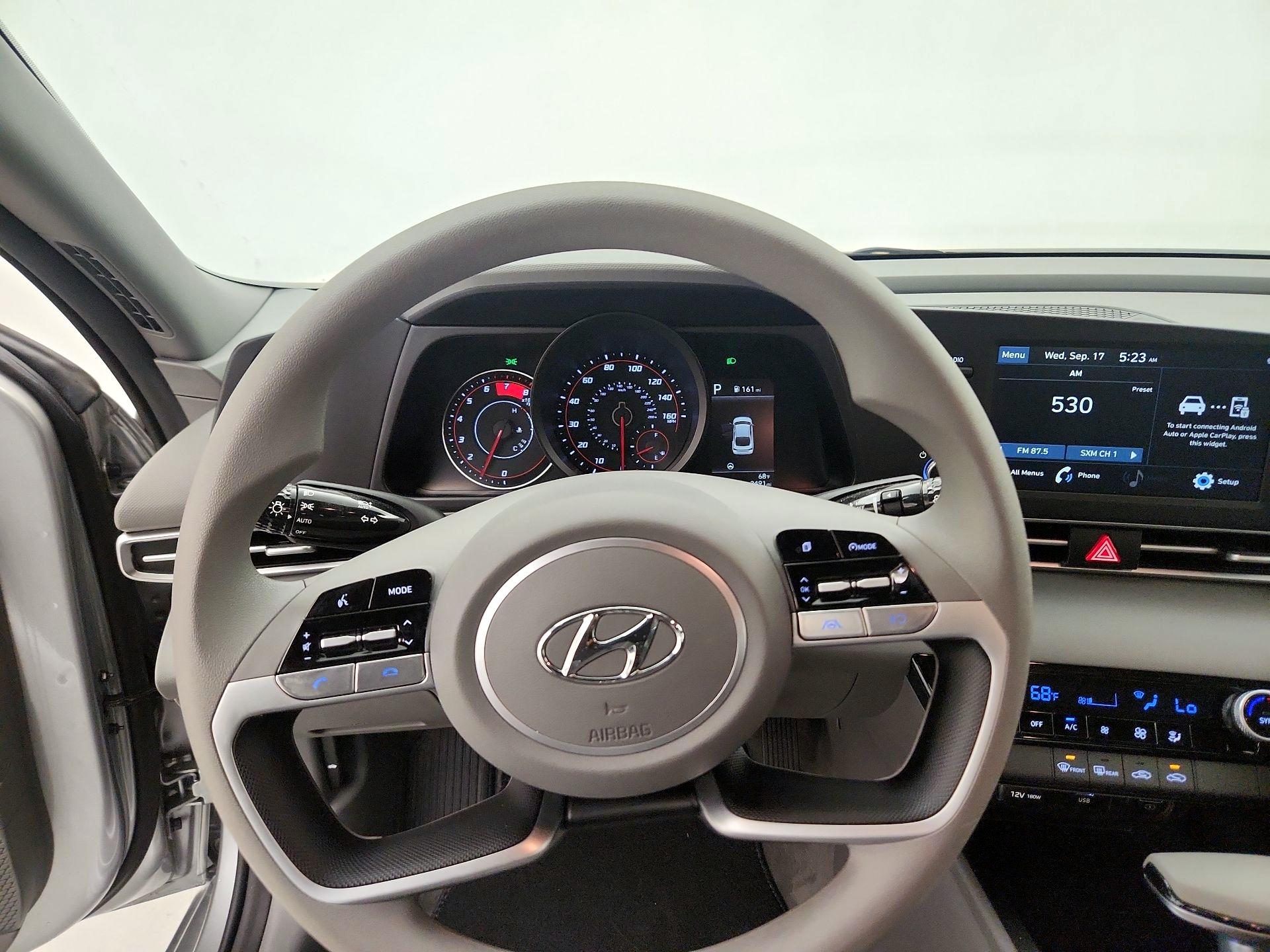 Thumbnail: 2023 Hyundai Elantra - 10