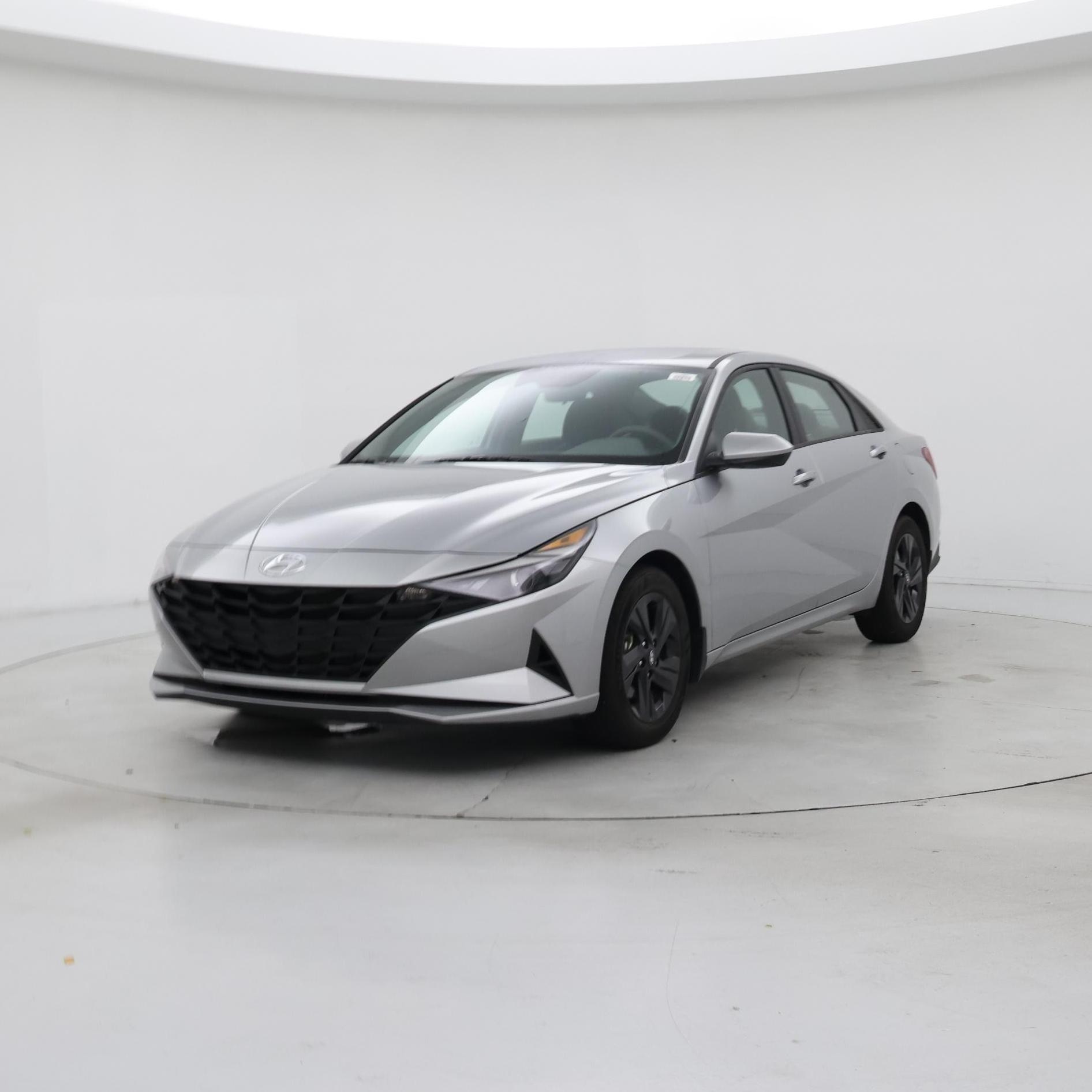 Thumbnail: 2023 Hyundai Elantra - 4