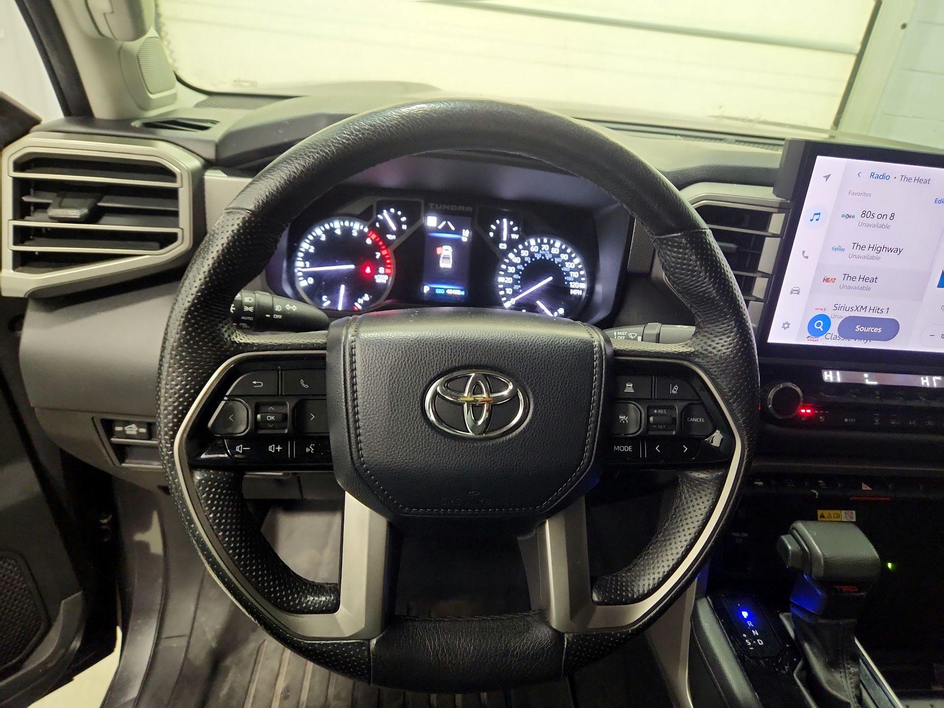 Thumbnail: 2022 Toyota Tundra - 10