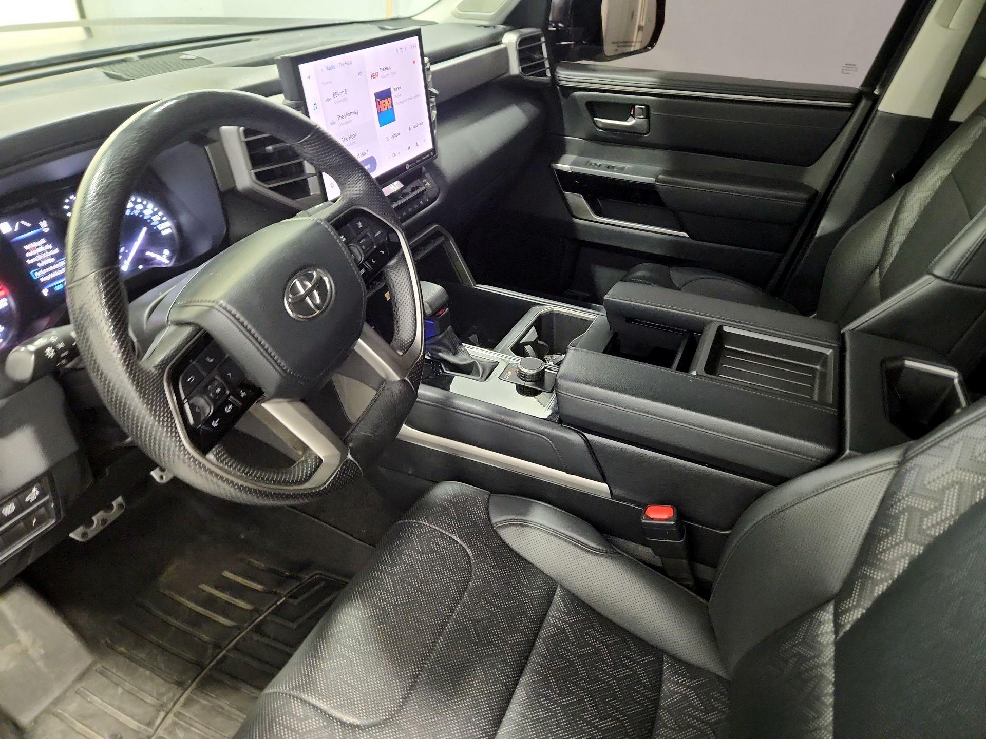 Thumbnail: 2022 Toyota Tundra - 11