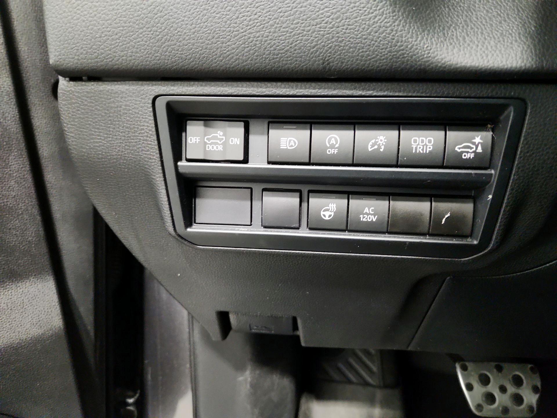 Thumbnail: 2022 Toyota Tundra - 13