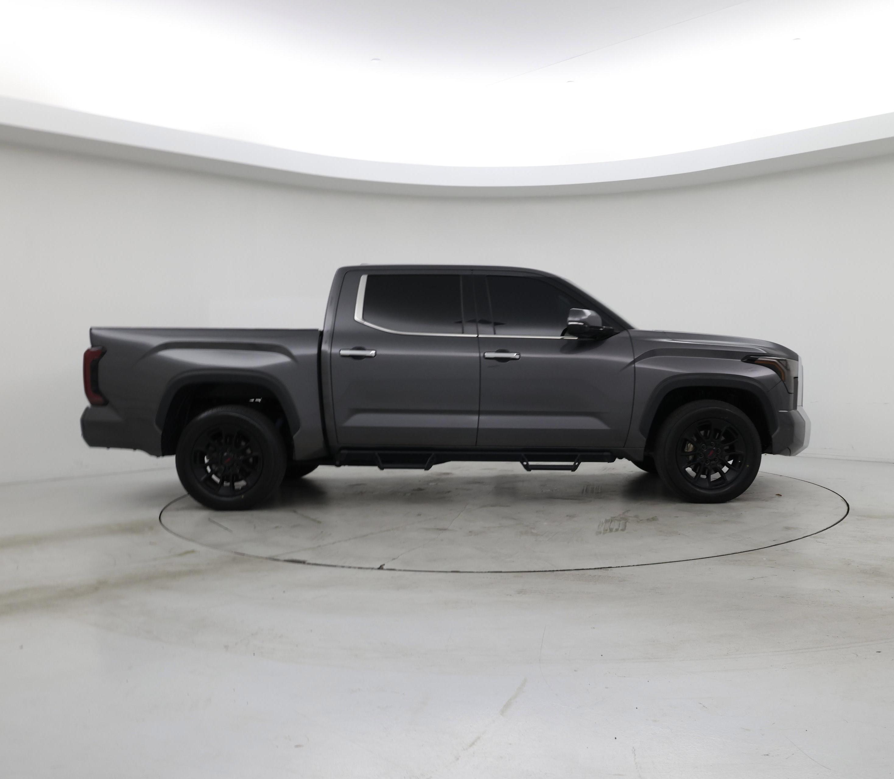 Thumbnail: 2022 Toyota Tundra - 7