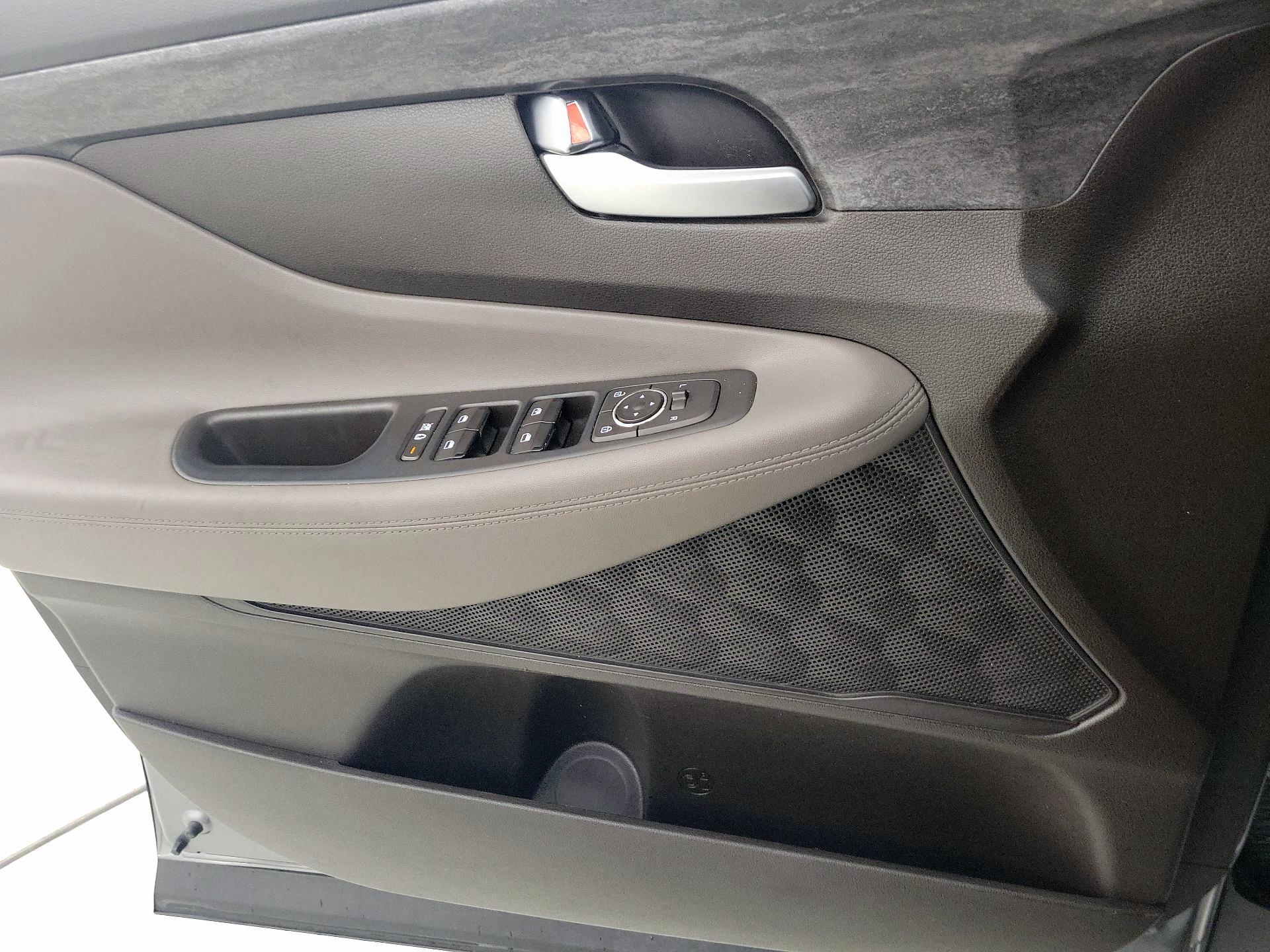 Thumbnail: 2019 Hyundai Santa Fe - 12