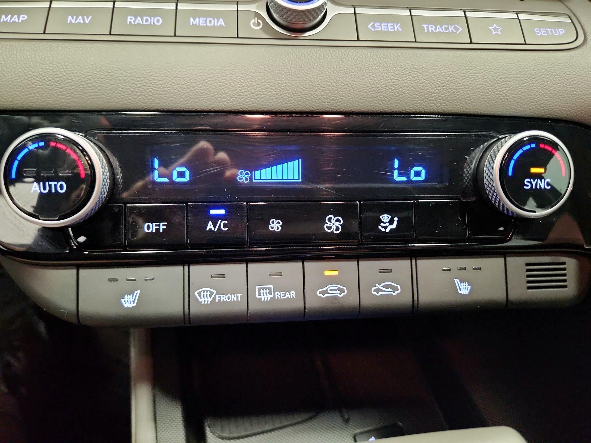 Thumbnail: 2025 Hyundai Elantra - 17