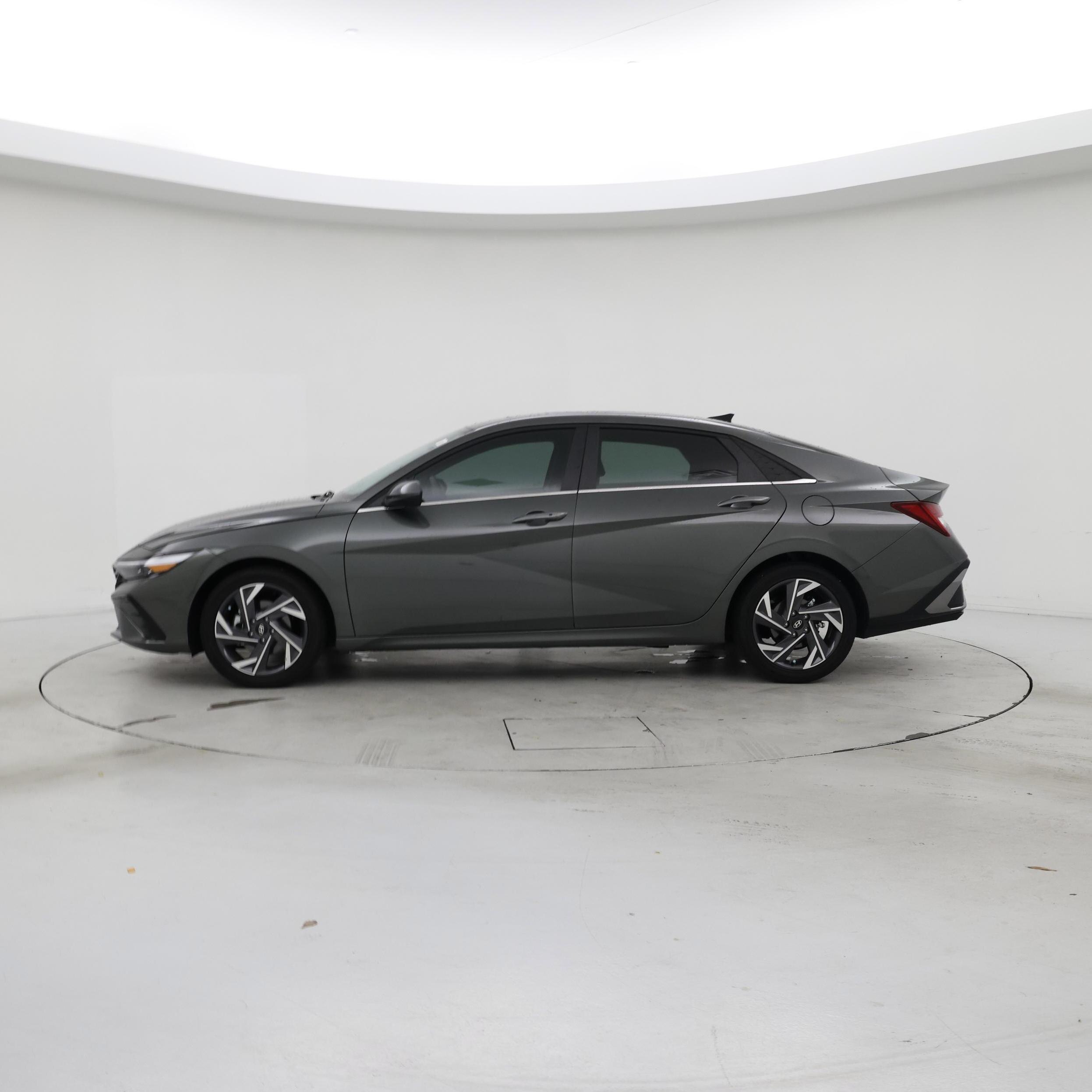 Thumbnail: 2025 Hyundai Elantra - 3