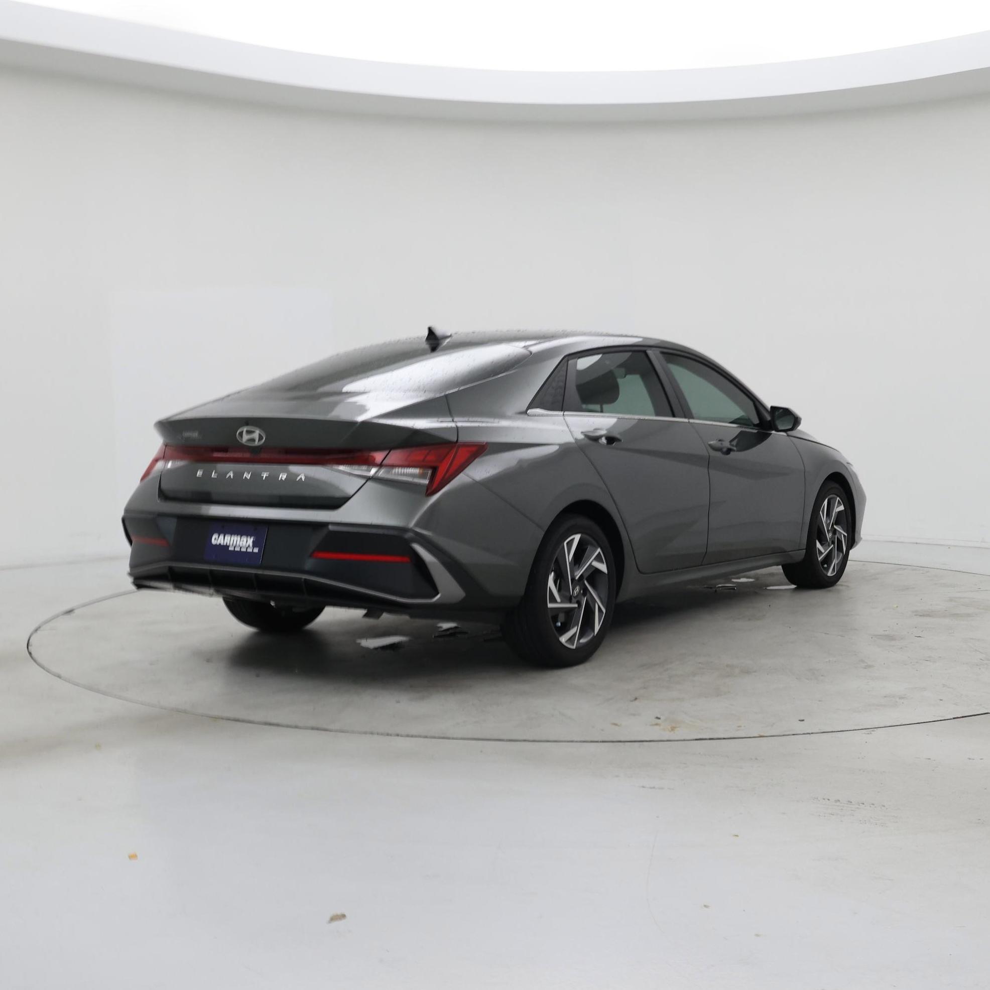 Thumbnail: 2025 Hyundai Elantra - 8