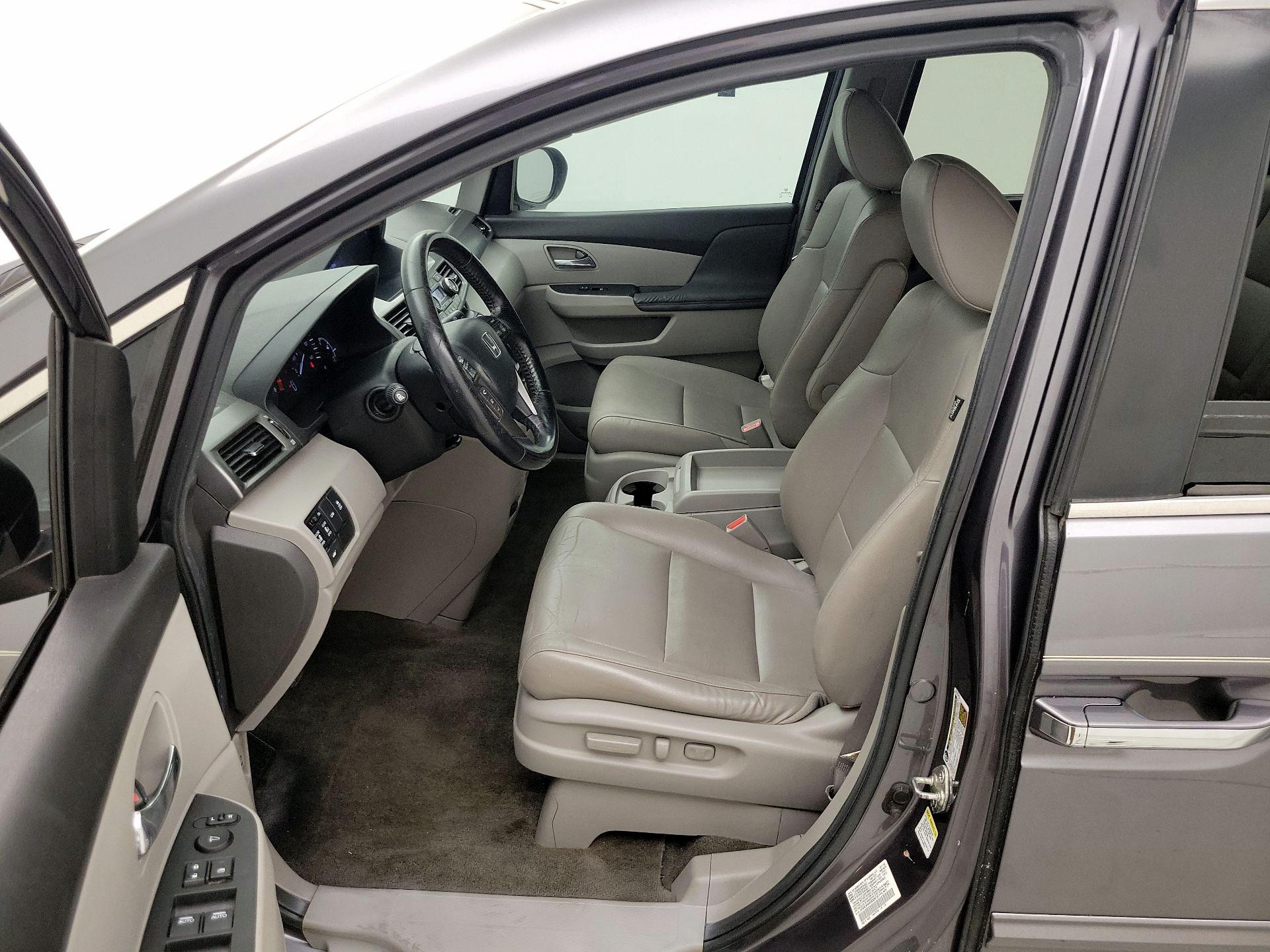 Thumbnail: 2014 Honda Odyssey - 11