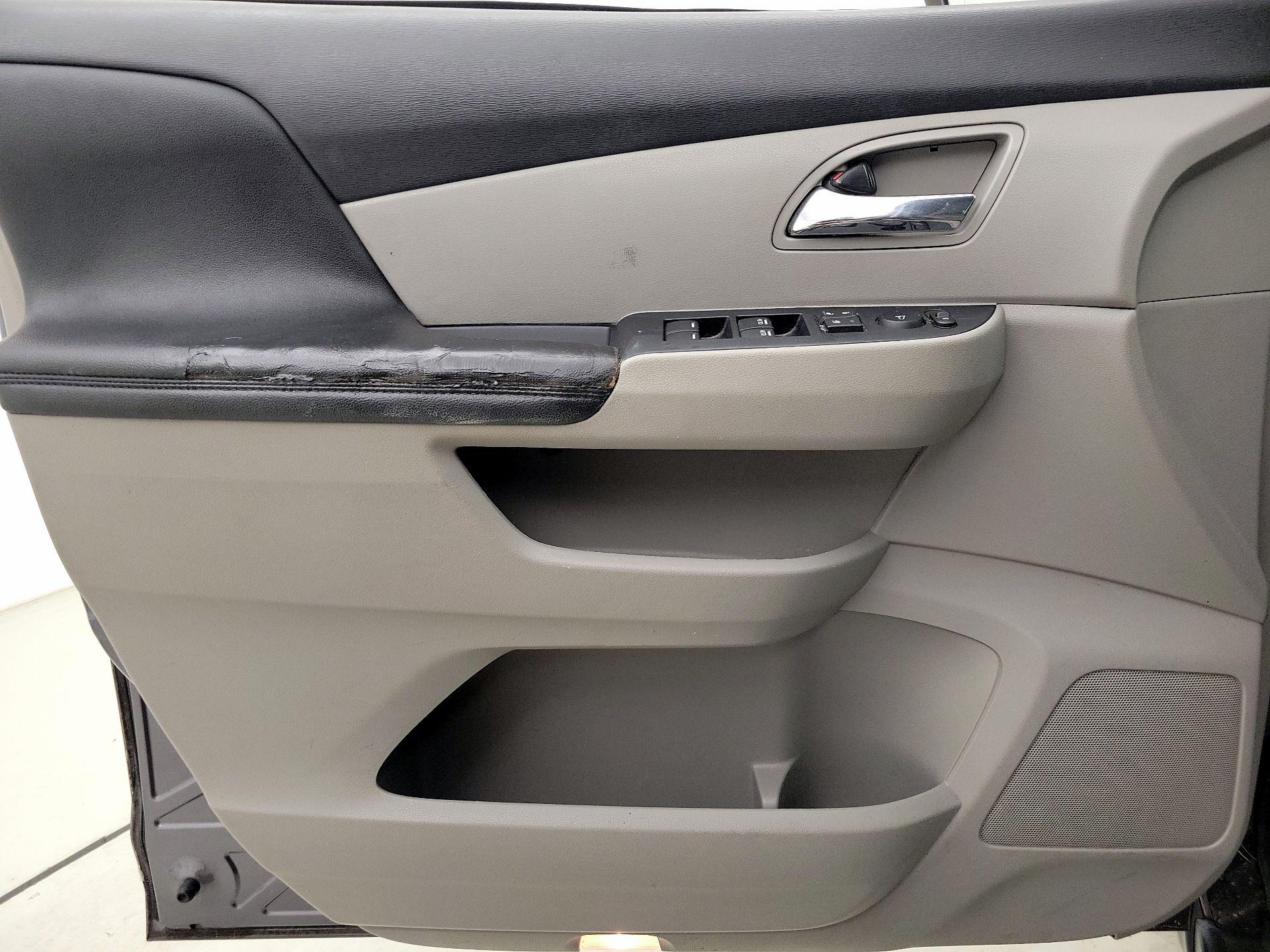 Thumbnail: 2014 Honda Odyssey - 12