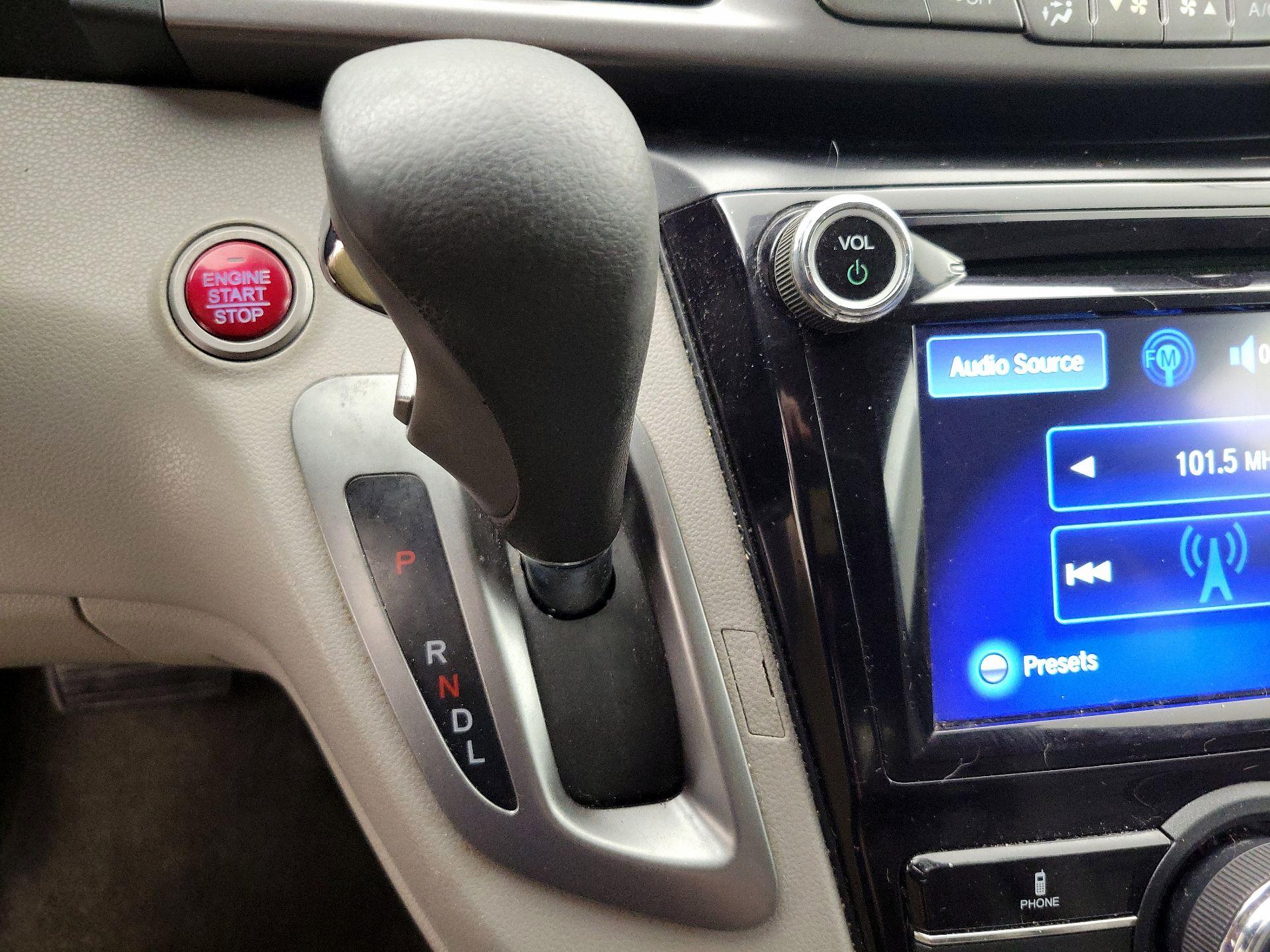 Thumbnail: 2014 Honda Odyssey - 17