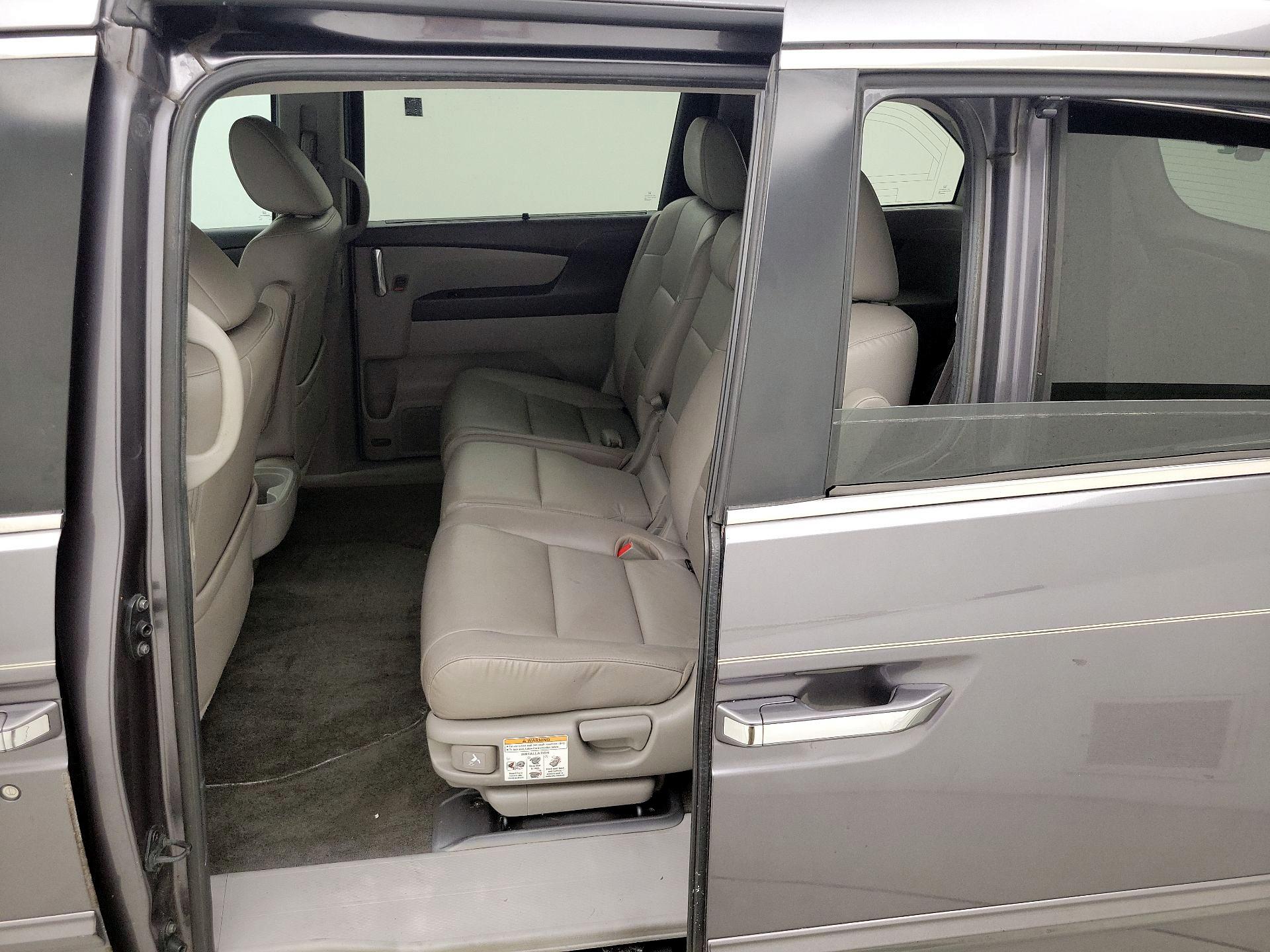 Thumbnail: 2014 Honda Odyssey - 20