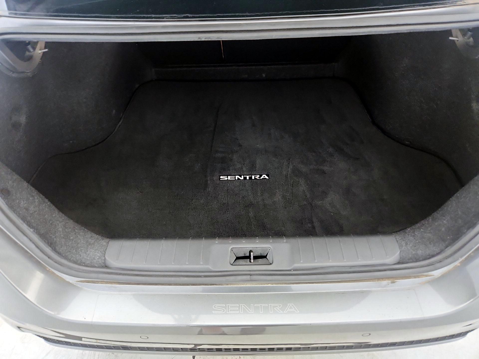 Thumbnail: 2021 Nissan Sentra - 20