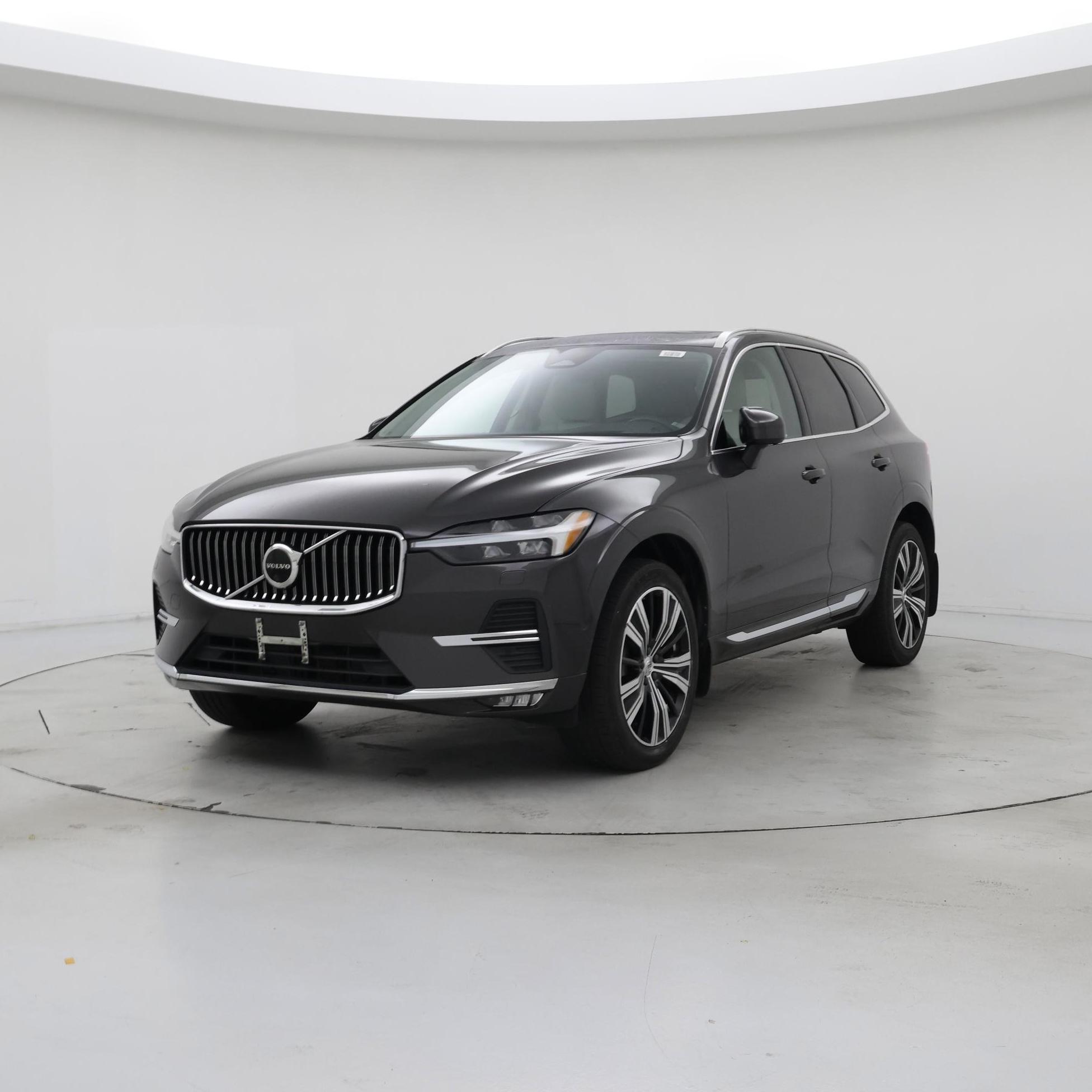Thumbnail: 2022 Volvo XC60 - 4