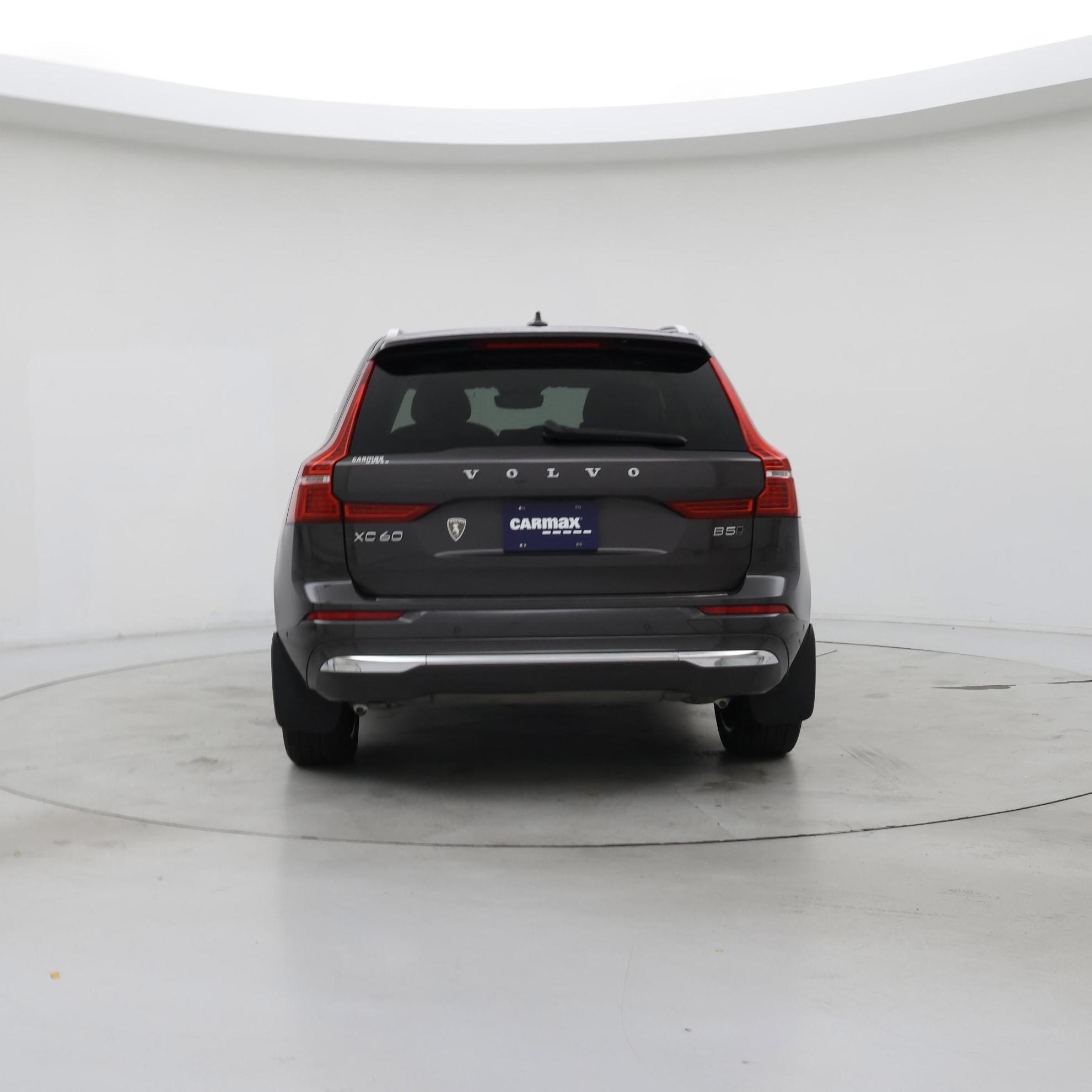Thumbnail: 2022 Volvo XC60 - 6