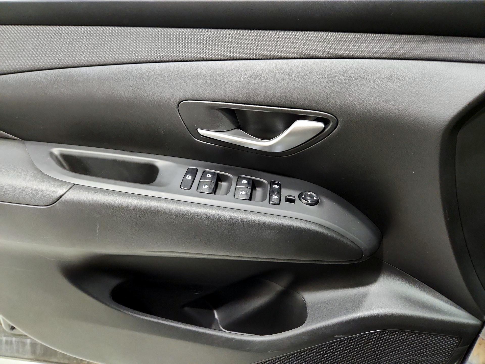 Thumbnail: 2023 Hyundai Tucson - 12