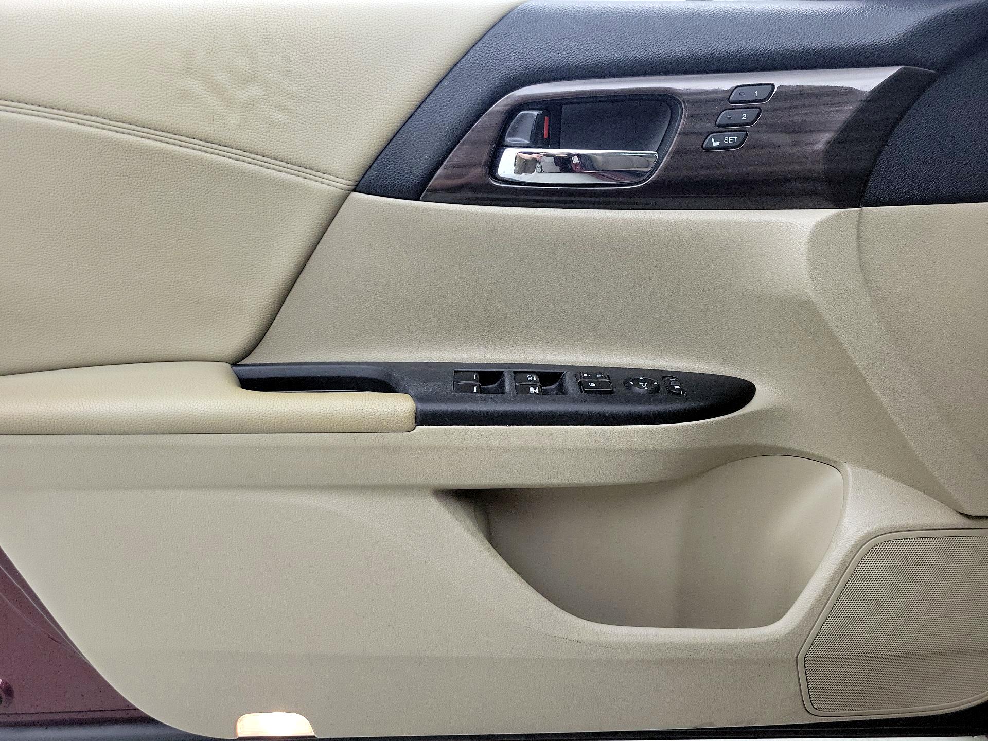 Thumbnail: 2016 Honda Accord - 12