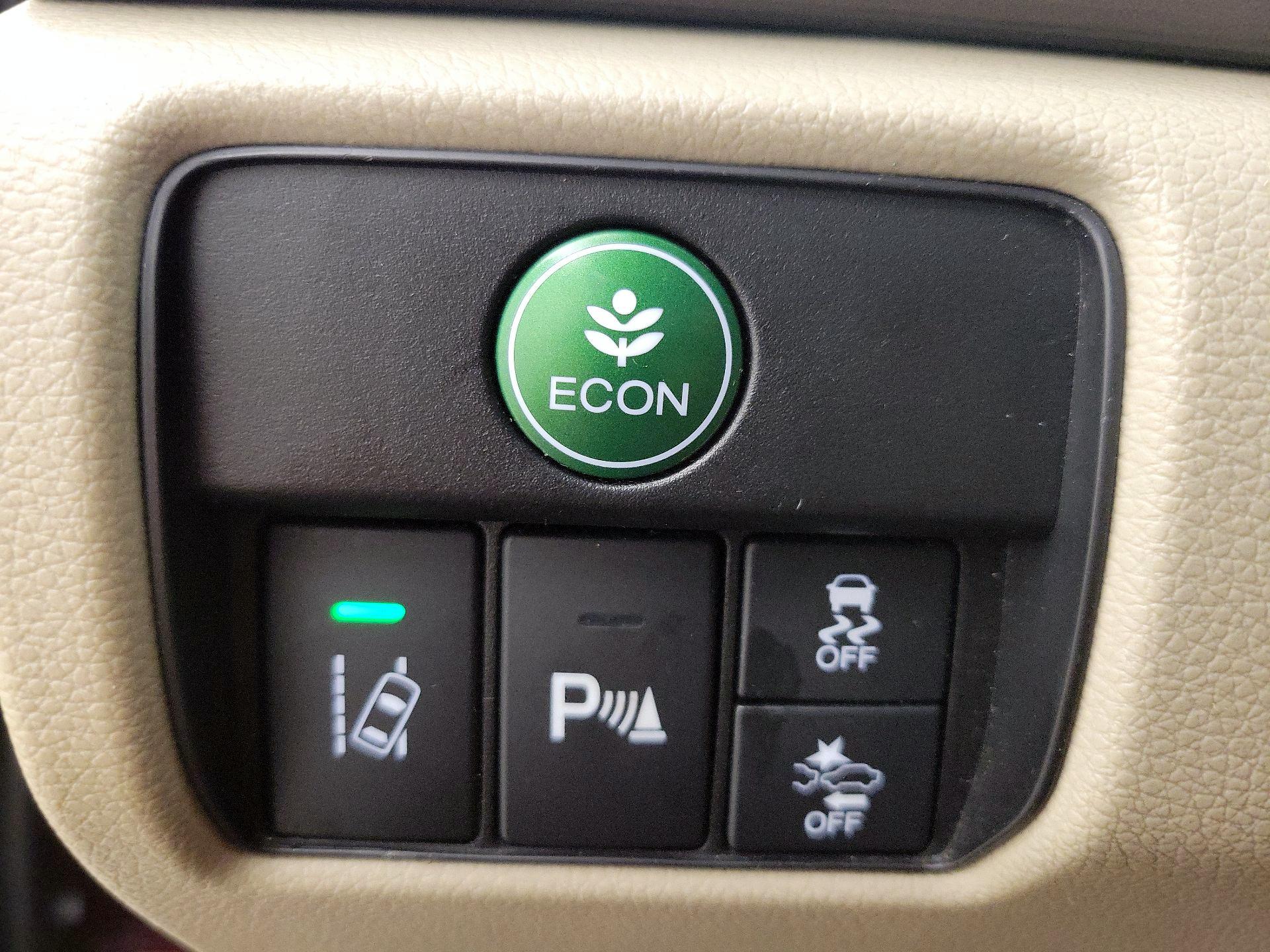 Thumbnail: 2016 Honda Accord - 13