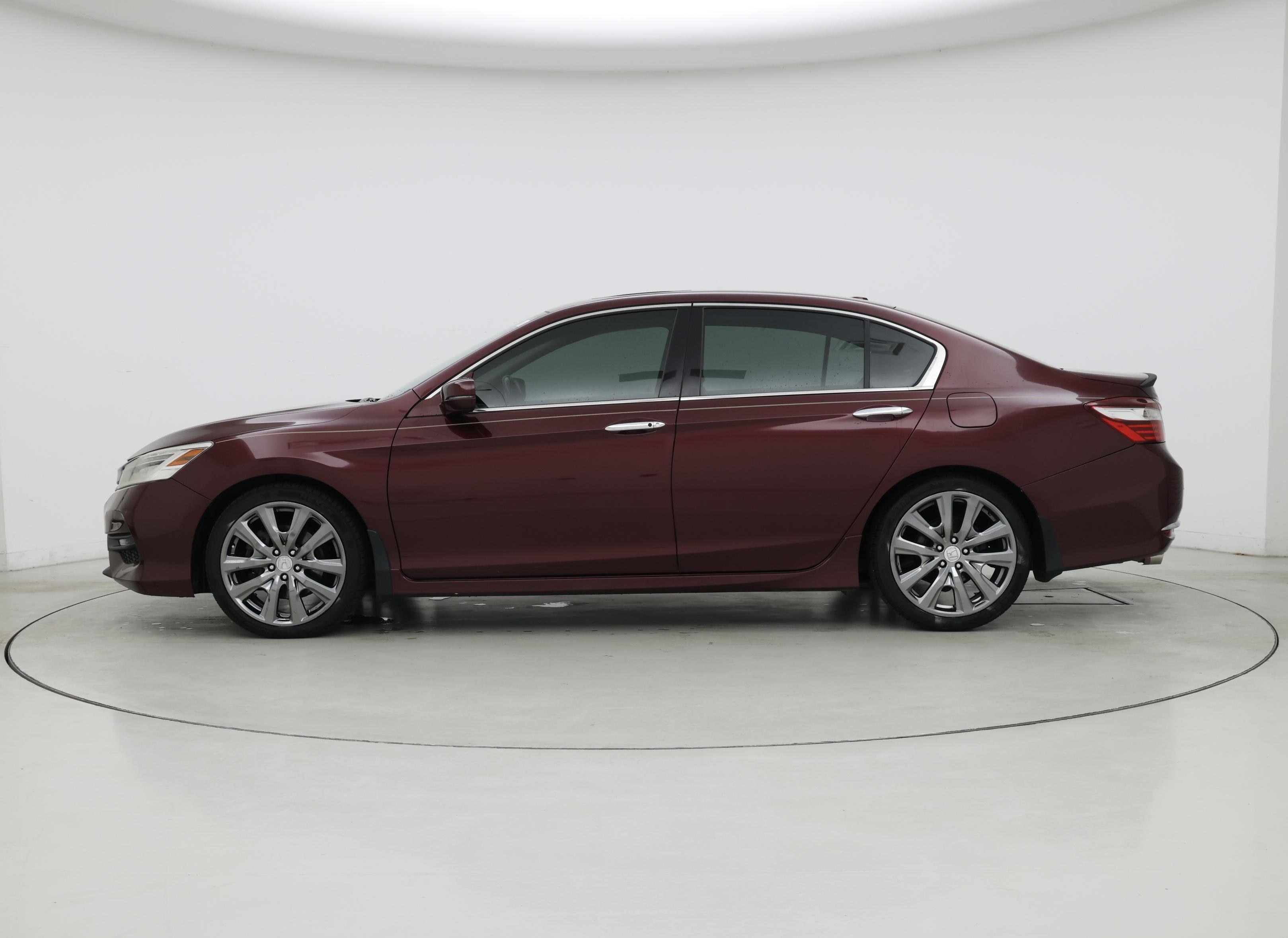 Thumbnail: 2016 Honda Accord - 3