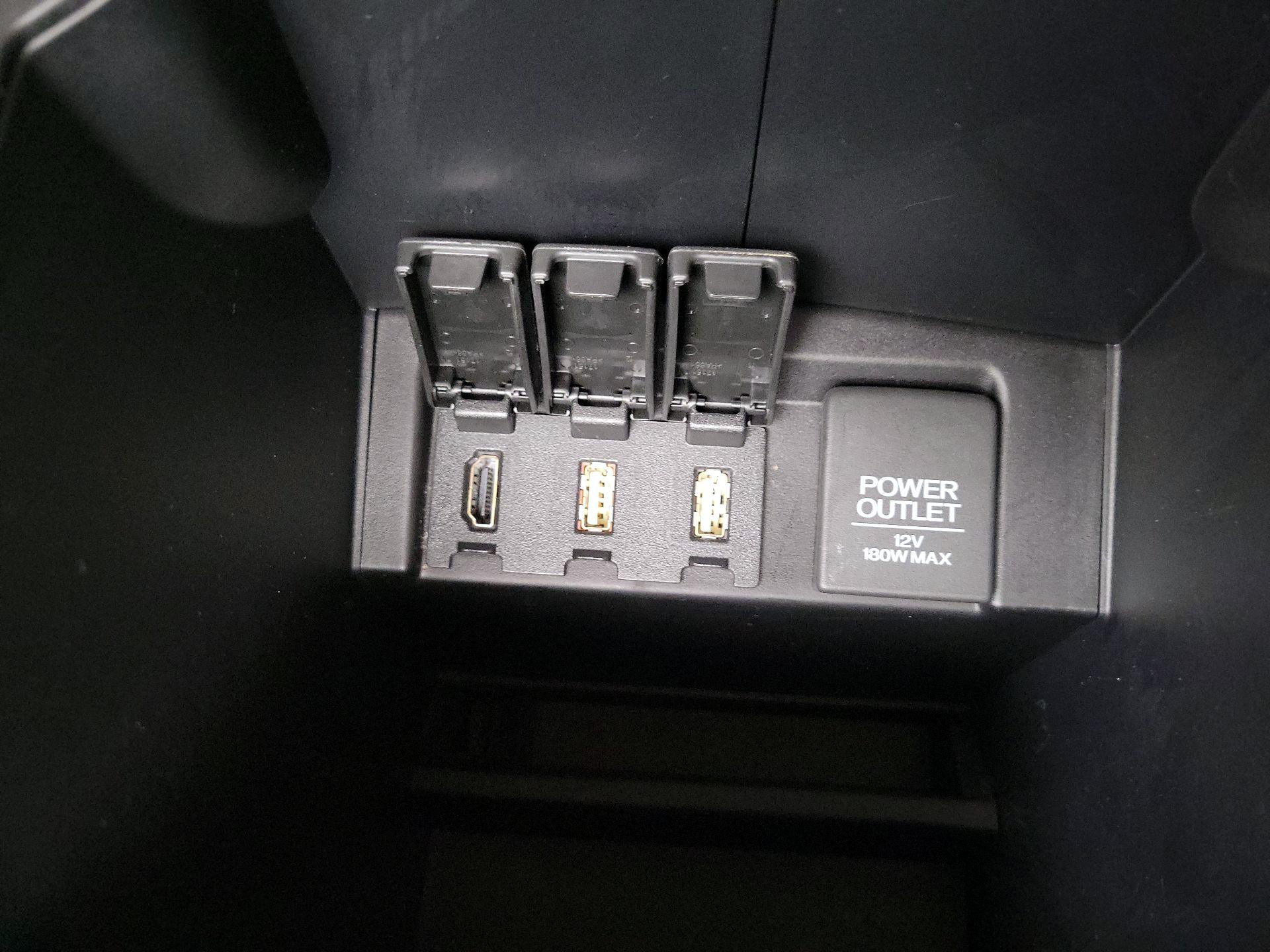 Thumbnail: 2016 Honda CR-V - 18