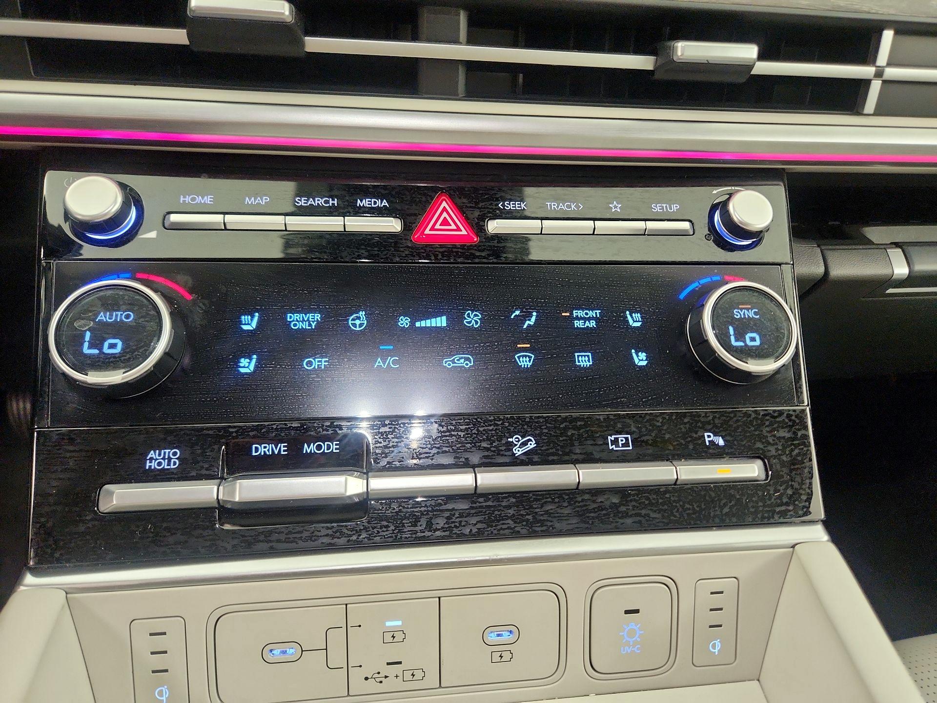 Thumbnail: 2025 Hyundai Santa Fe - 17