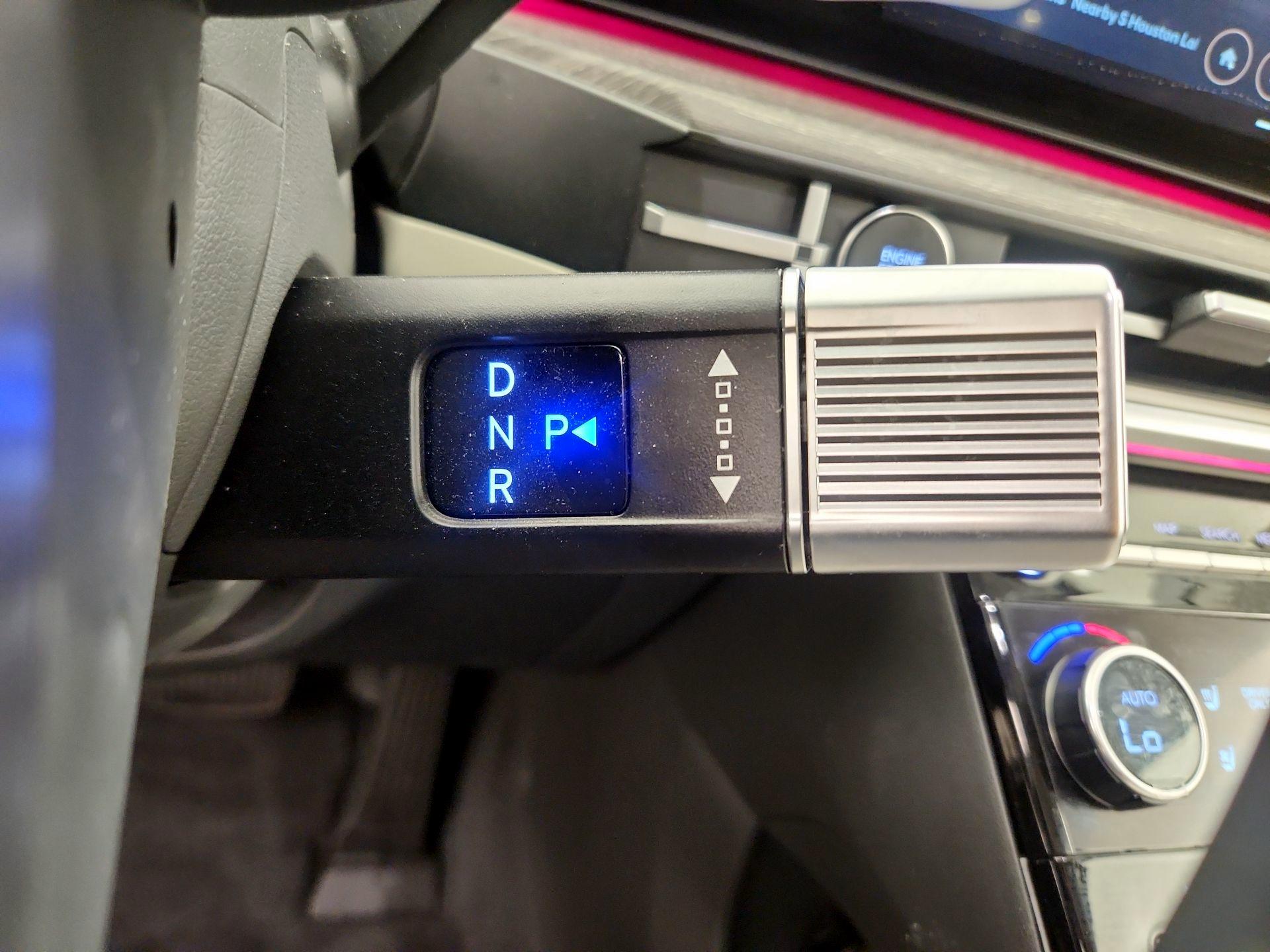 Thumbnail: 2025 Hyundai Santa Fe - 18