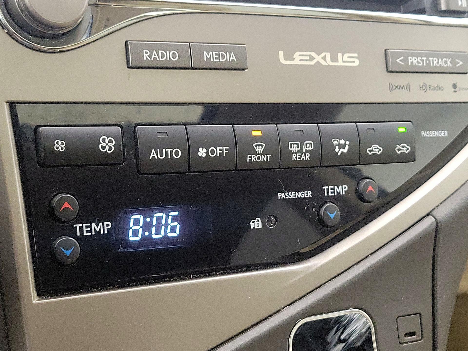 Thumbnail: 2015 Lexus RX - 16