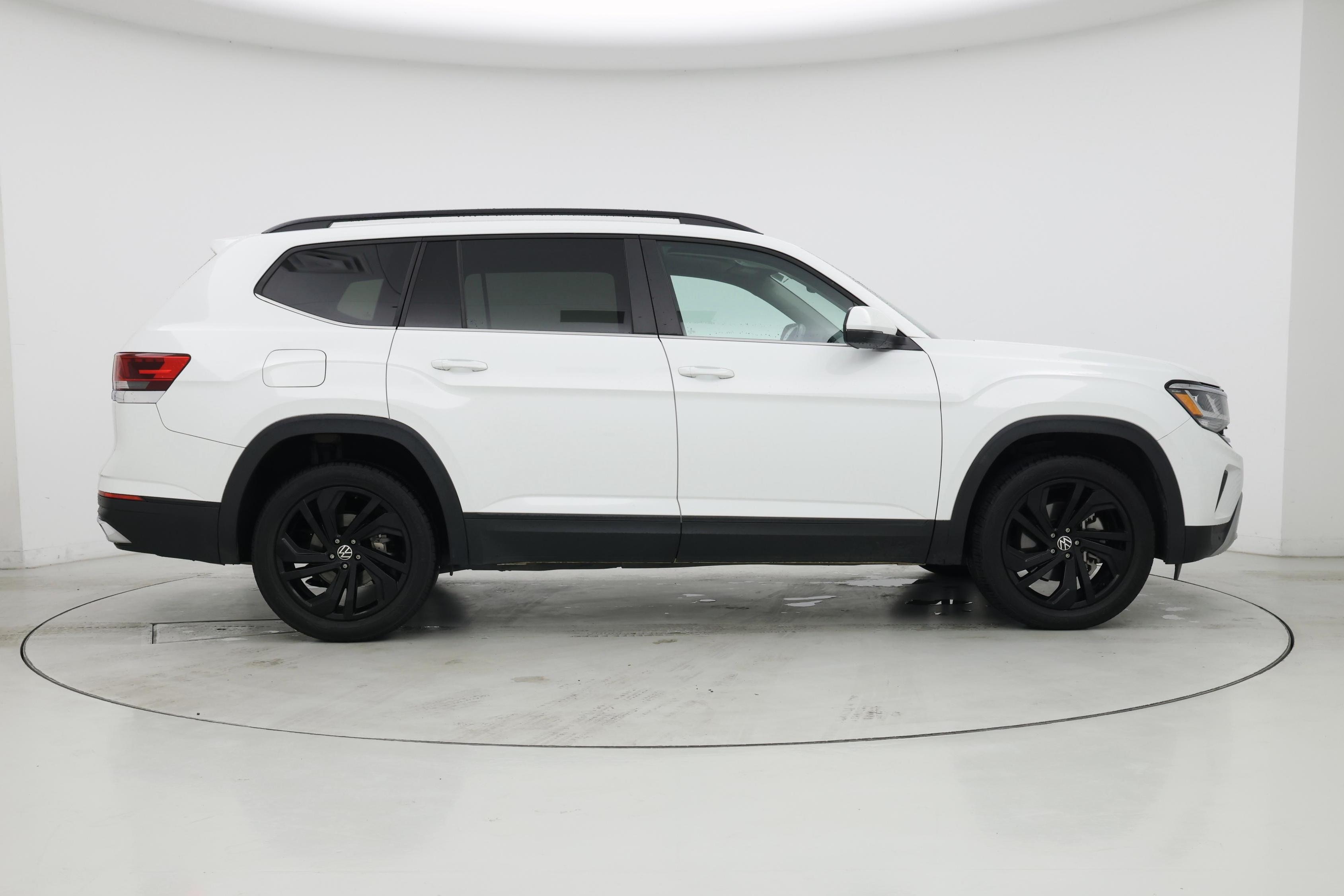 Thumbnail: 2022 Volkswagen Atlas - 7