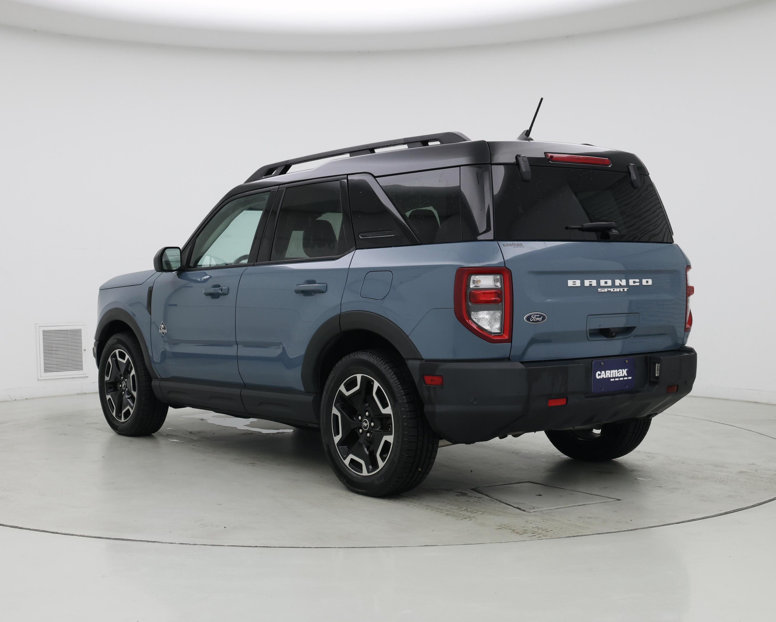 Thumbnail: 2022 Ford Bronco Sport - 2