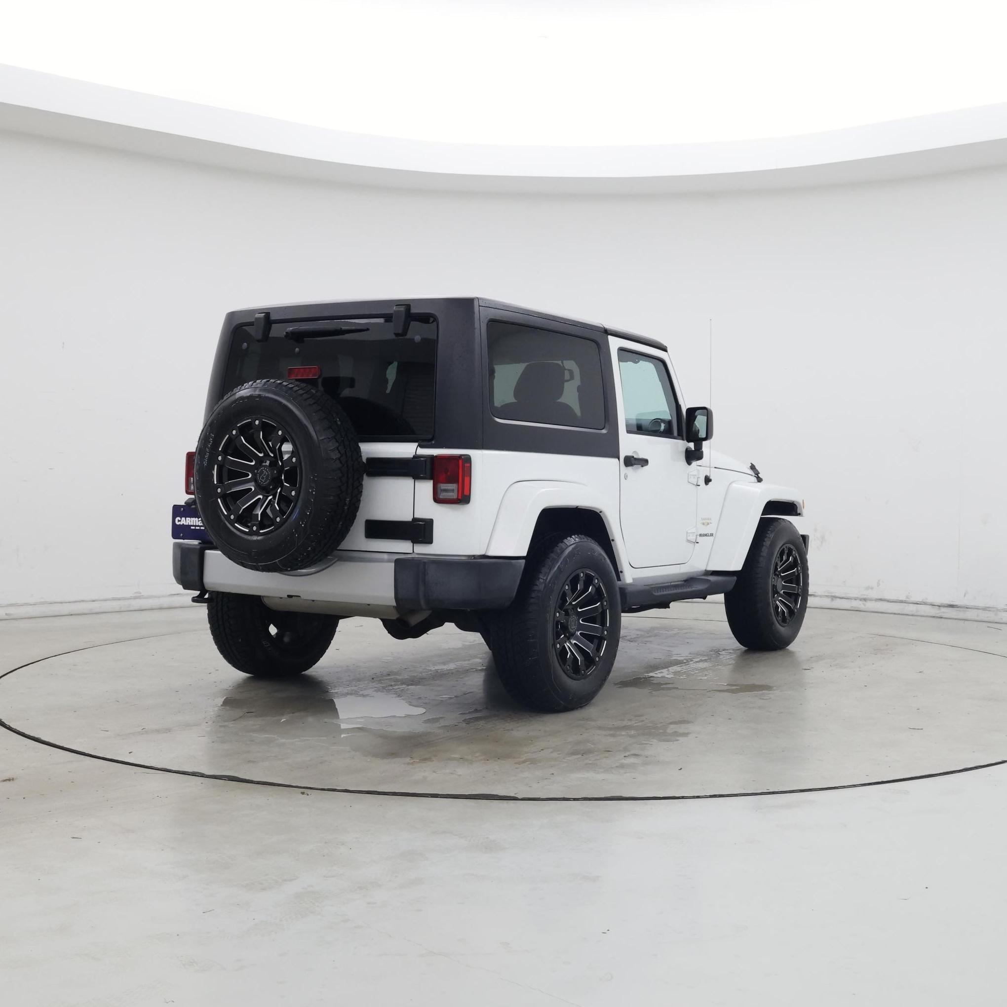 Thumbnail: 2015 Jeep Wrangler - 8