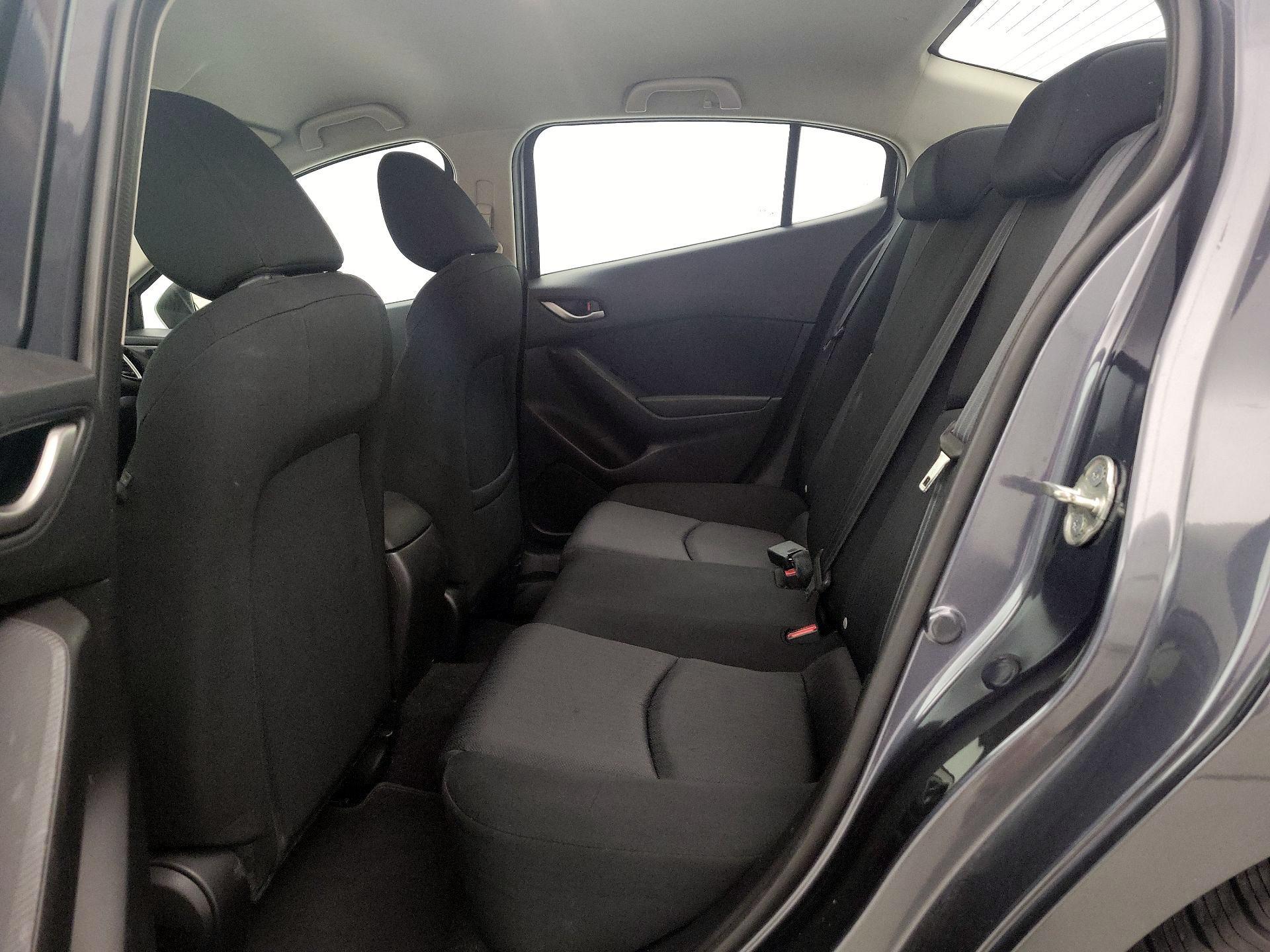 Thumbnail: 2016 Mazda Mazda3 - 20
