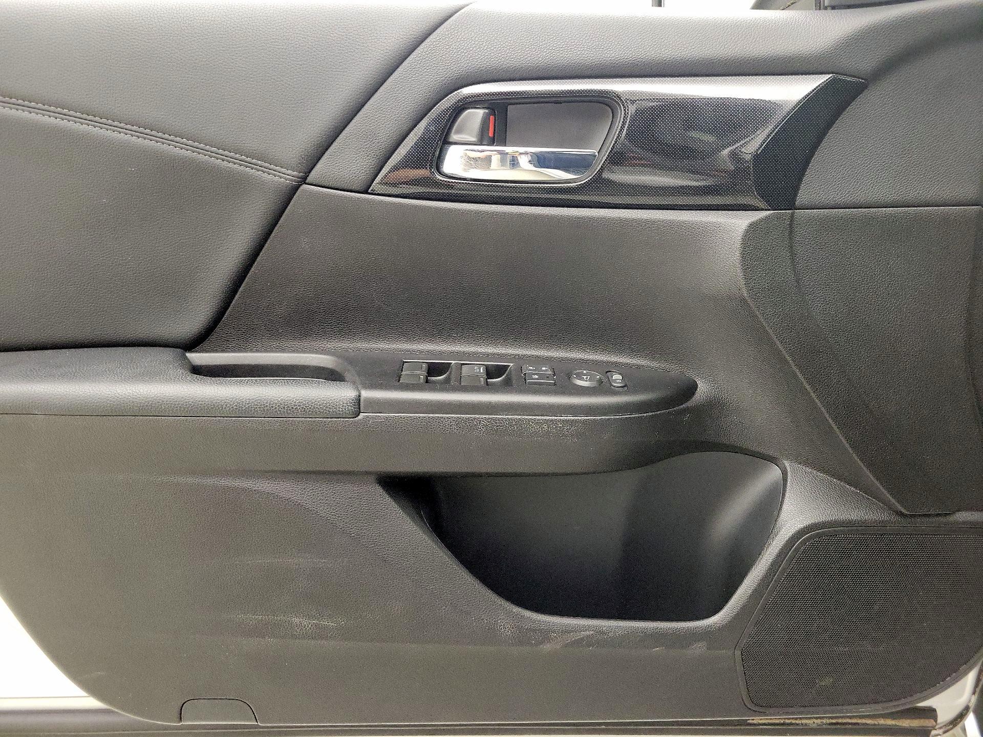 Thumbnail: 2014 Honda Accord - 12