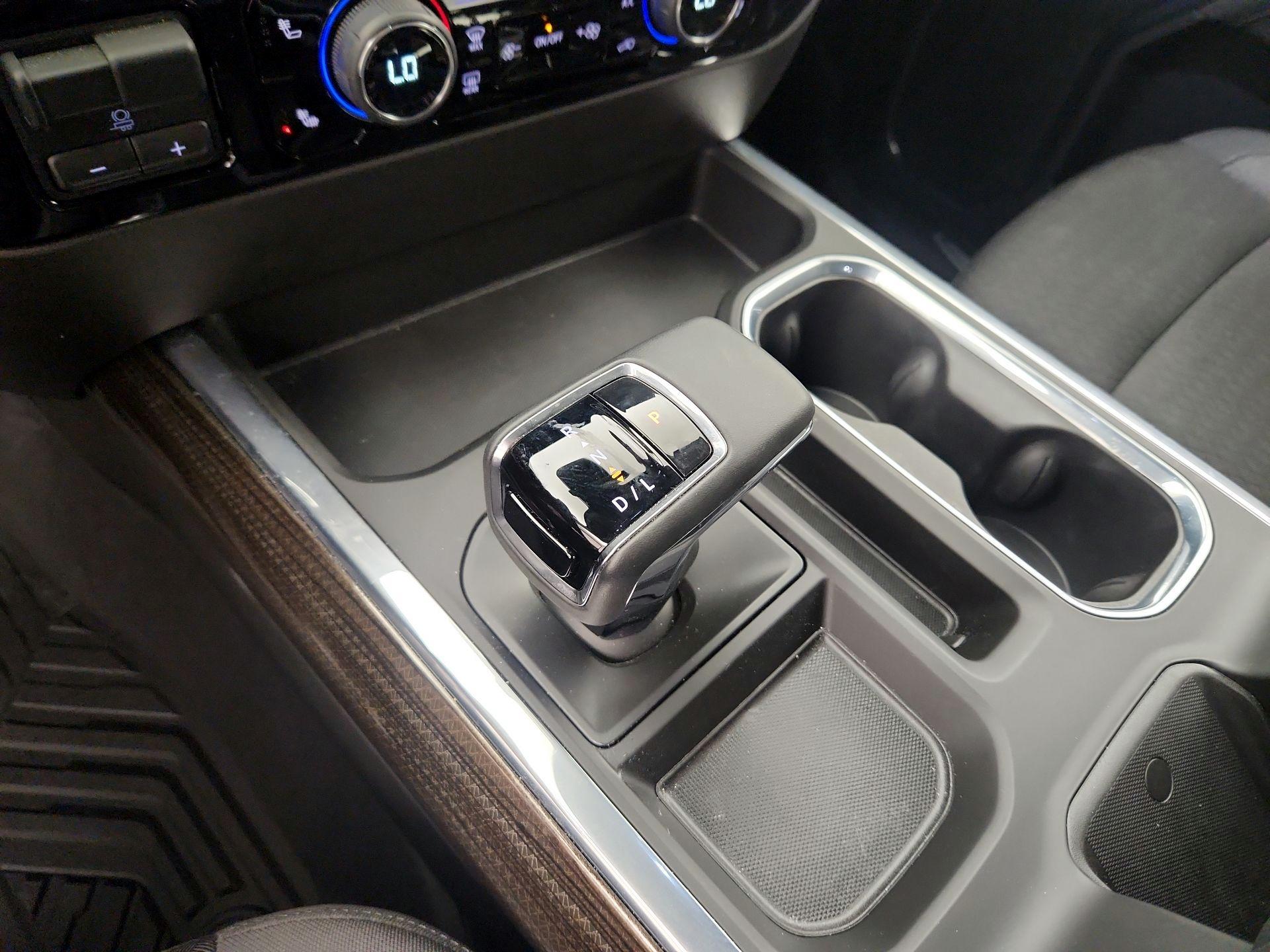 Thumbnail: 2024 Chevrolet Silverado 1500 - 17