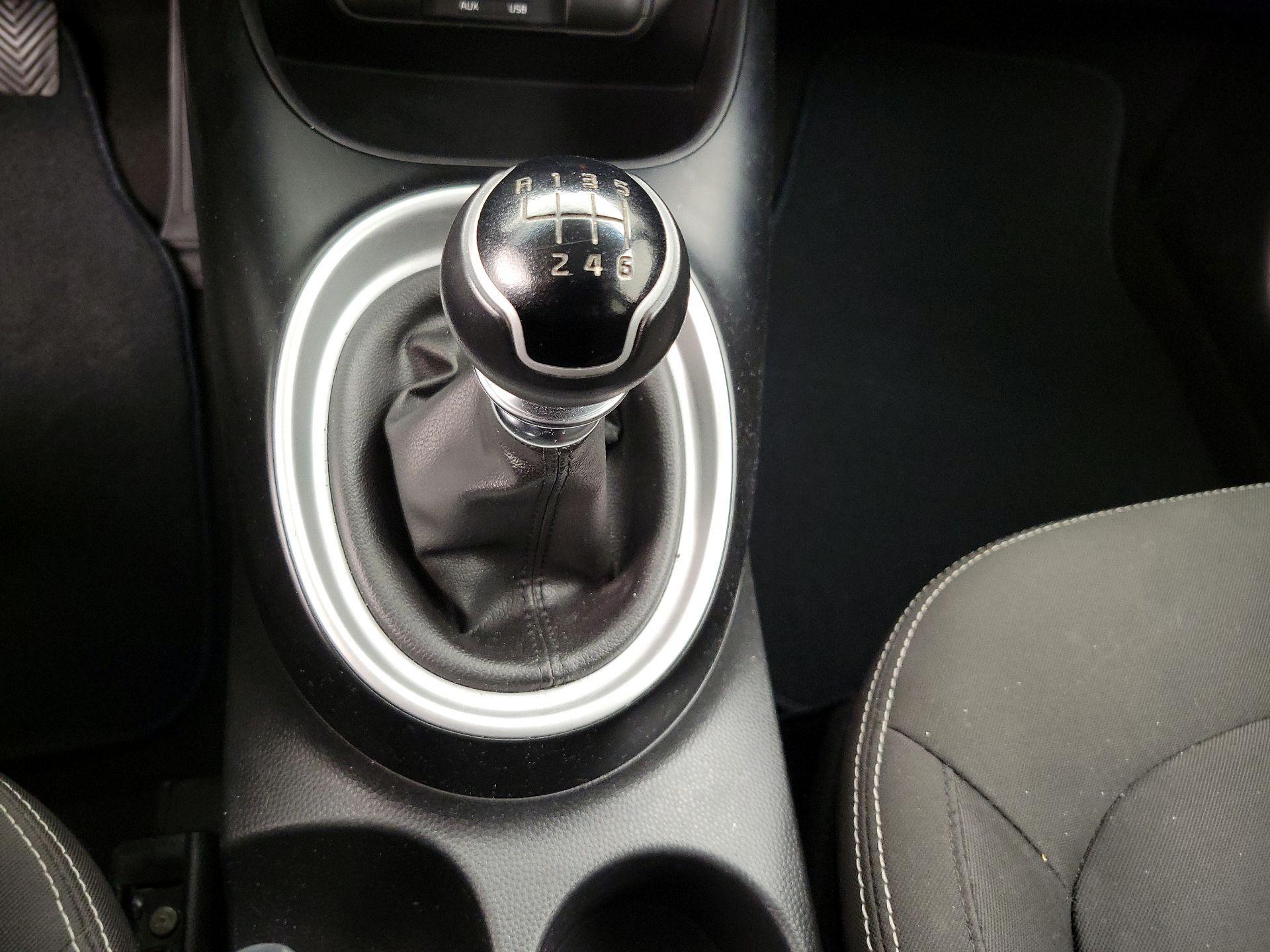 Thumbnail: 2018 Kia Soul - 16